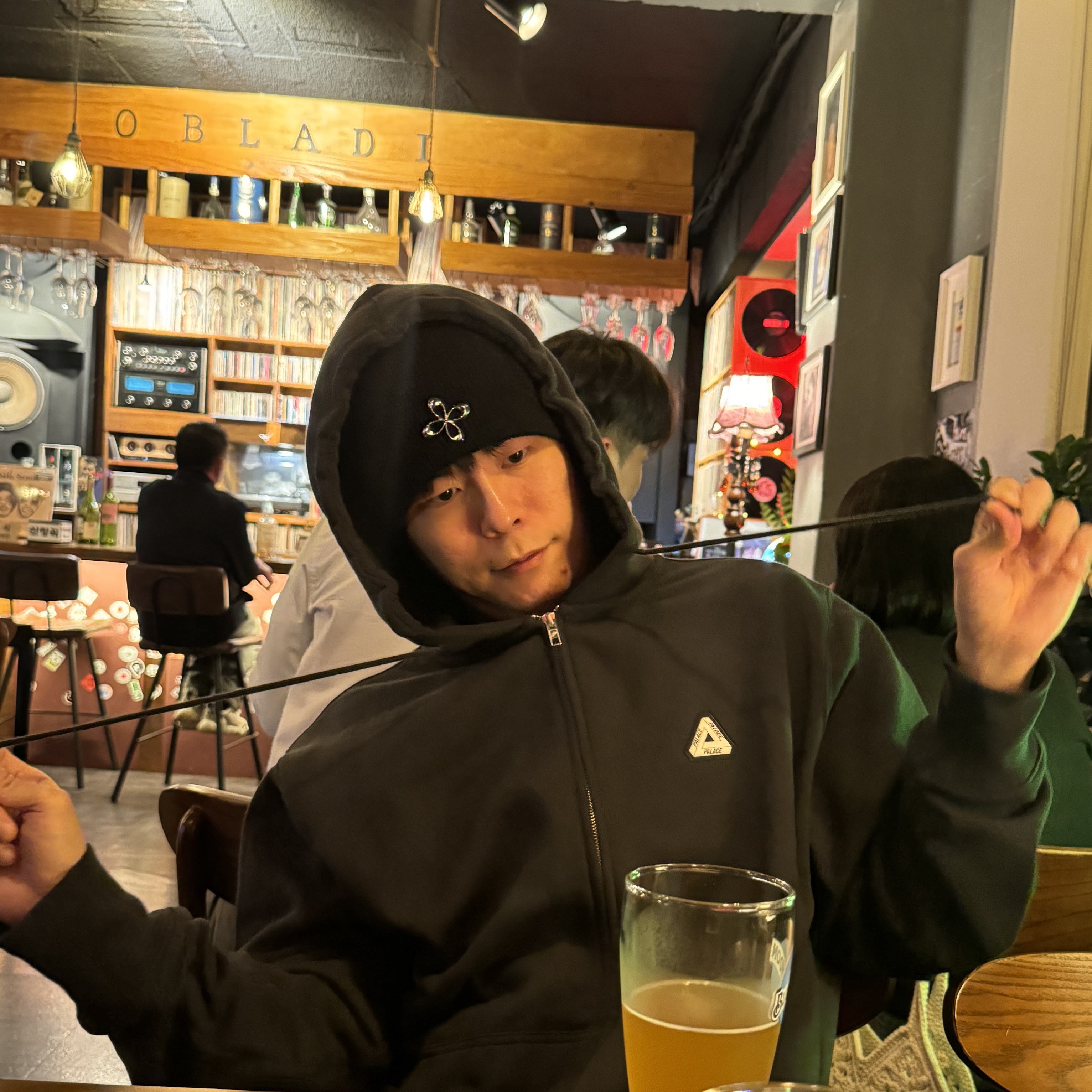 Palace Sofar Zip Hood Black - 24FW/25FW 착용 스타일 - 2