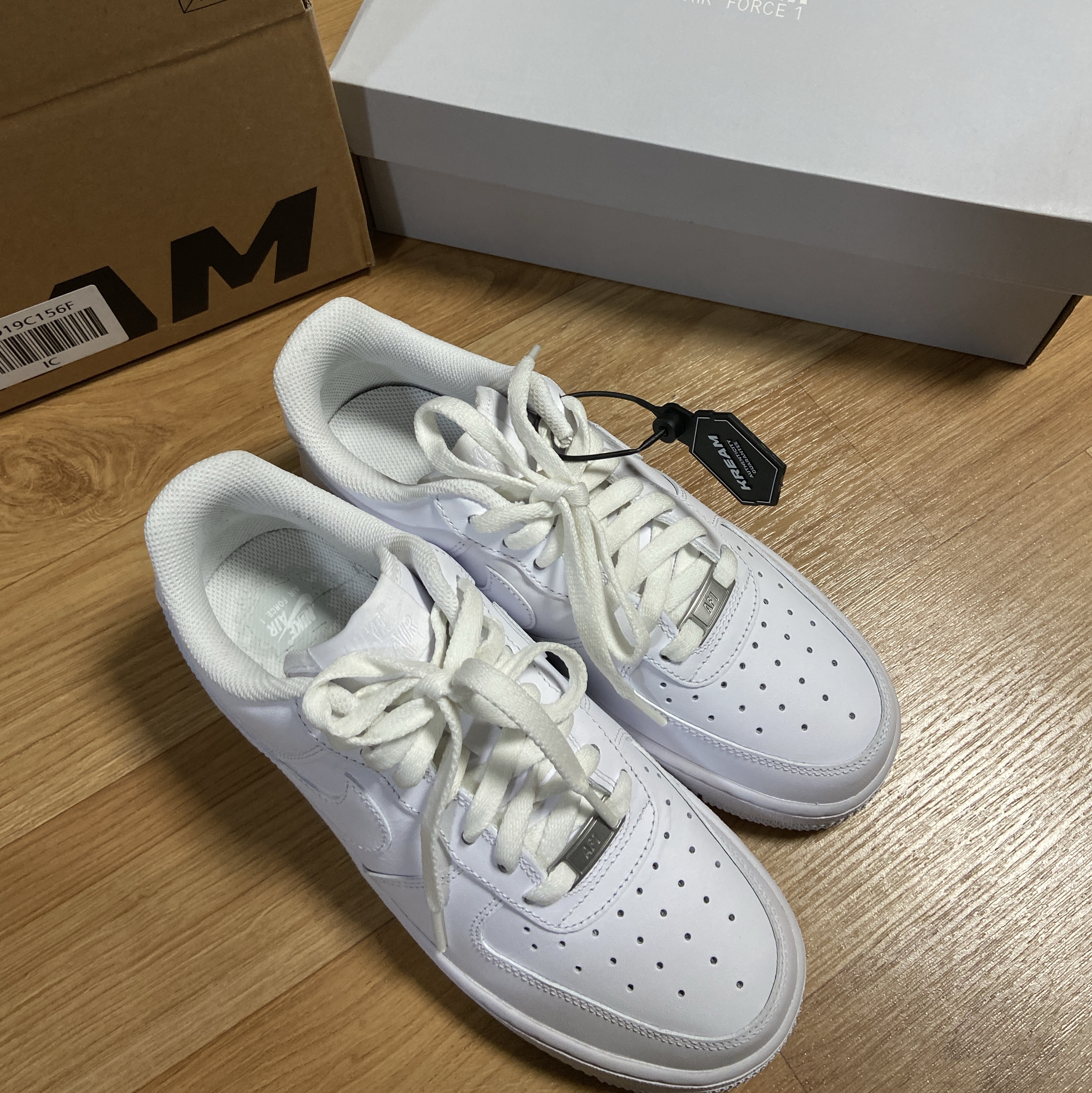 Nike Air Force 1 '07 Low White 착용 스타일 - 2