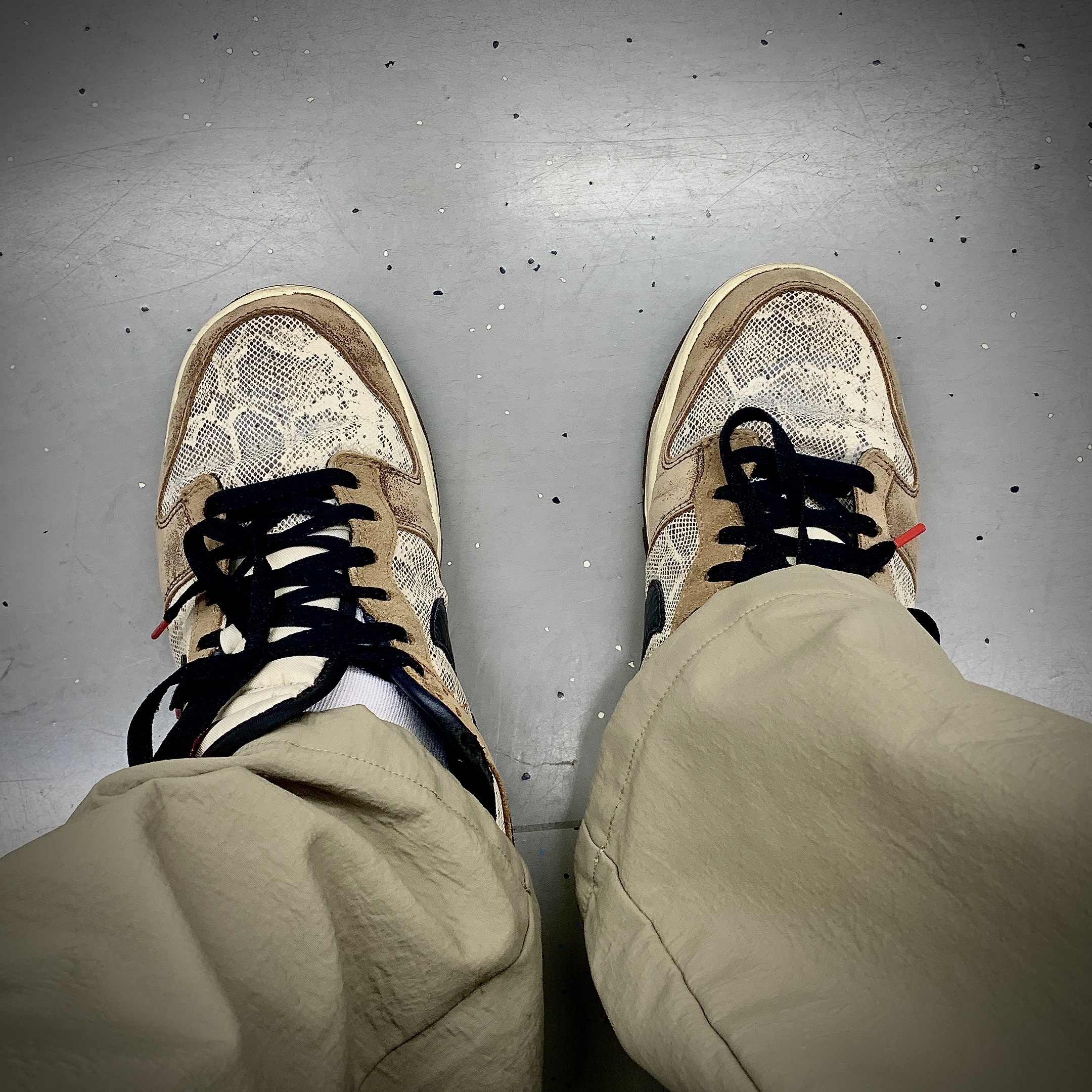 Nike Dunk Low PRM Head to Head 착용 스타일
