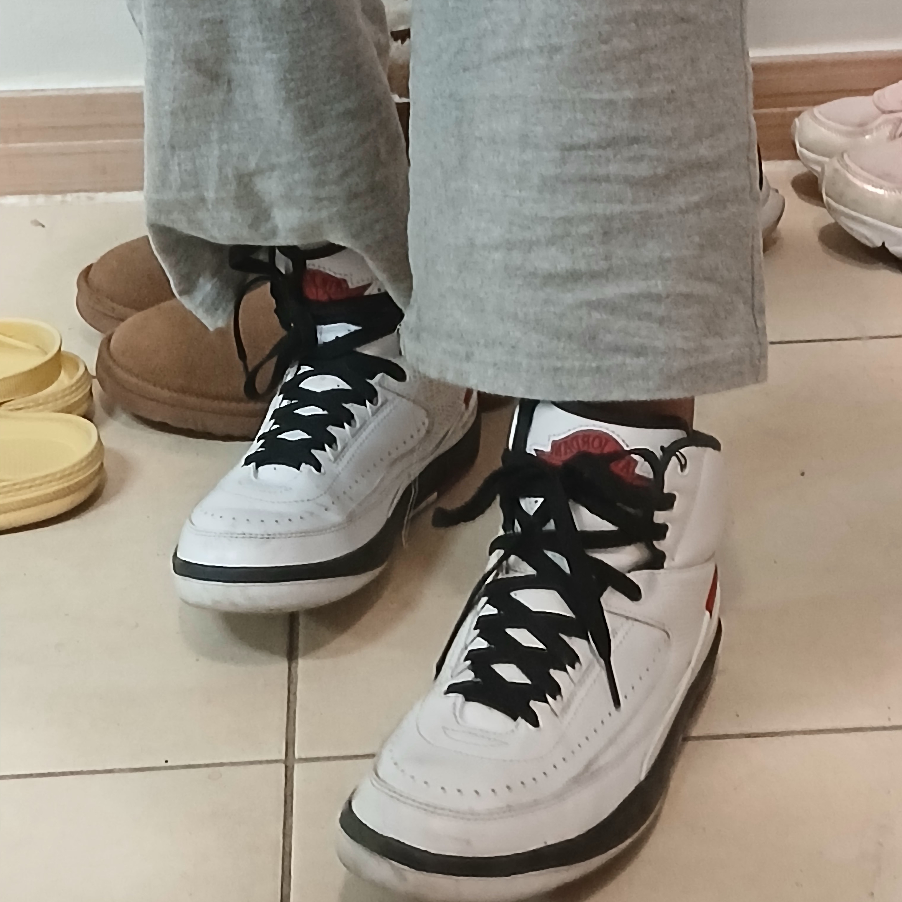 Jordan 2 Retro OG Chicago, (W) Jordan 2 Retro OG Chicago 착용 스타일 - 1