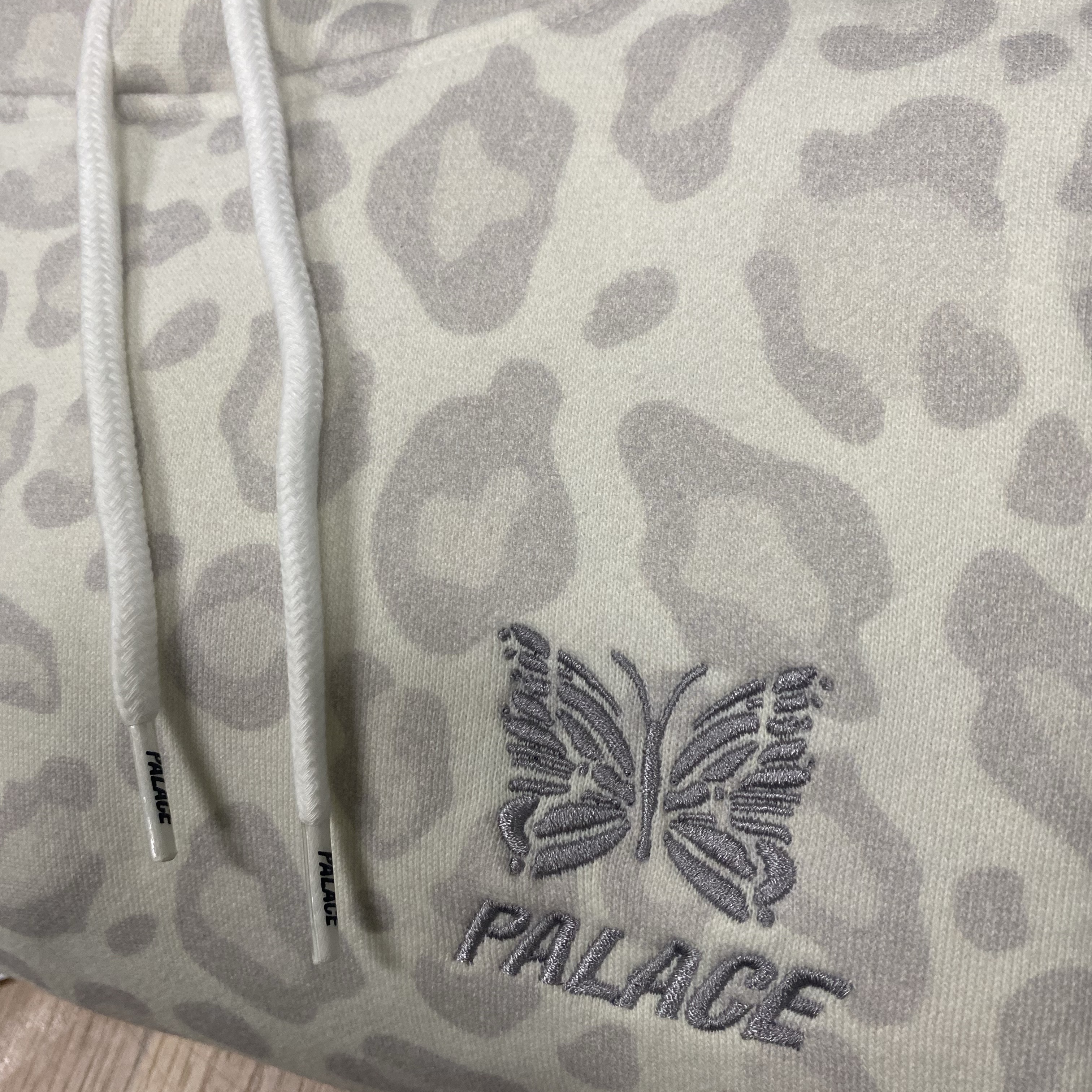 Palace x Needles Hood White - 24FW 착용 스타일 - 2