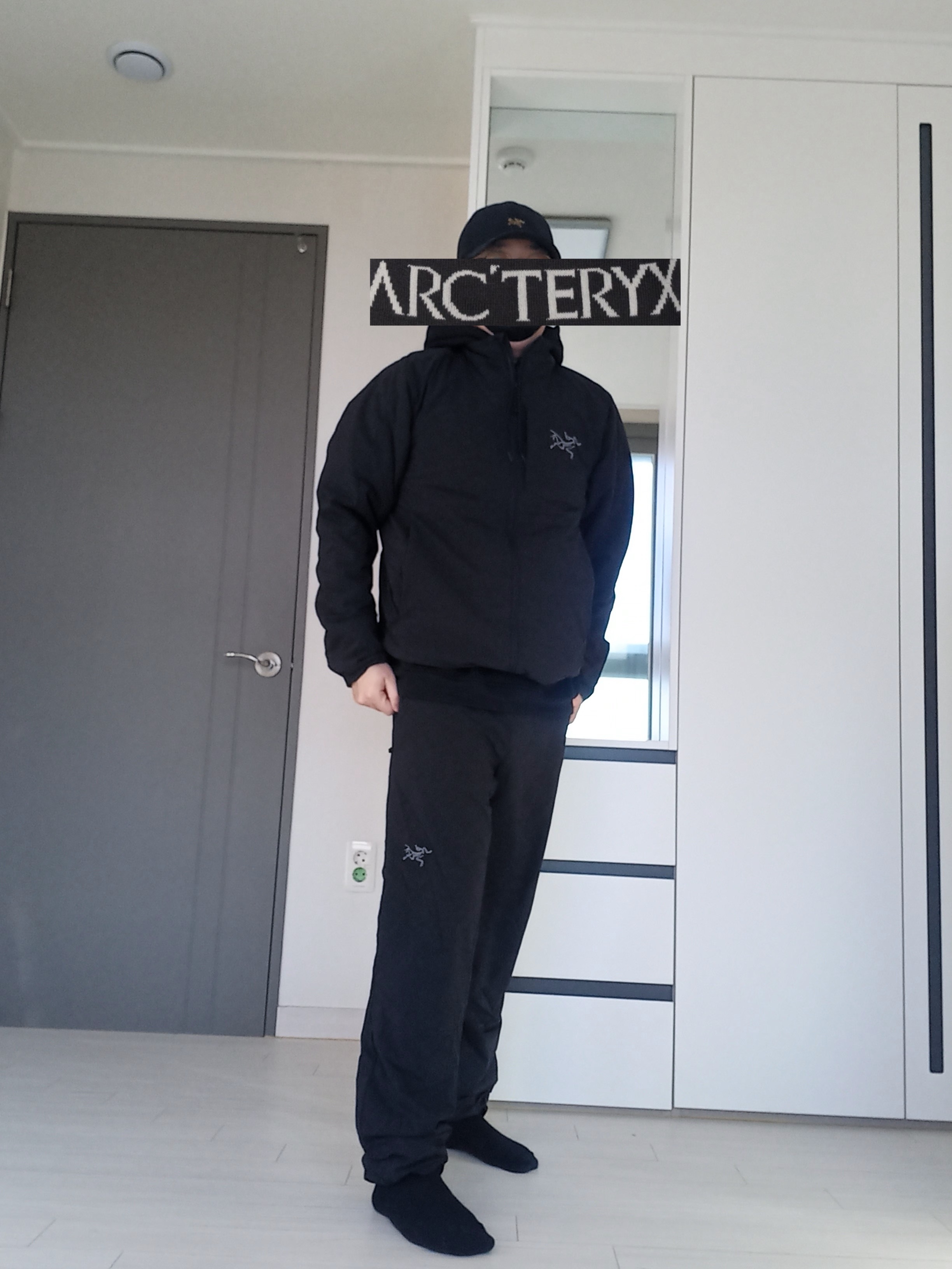 Arc'teryx Small Bird Cap Black, Arc'teryx Allium Insulated Jacket Black 착용 스타일 - 7