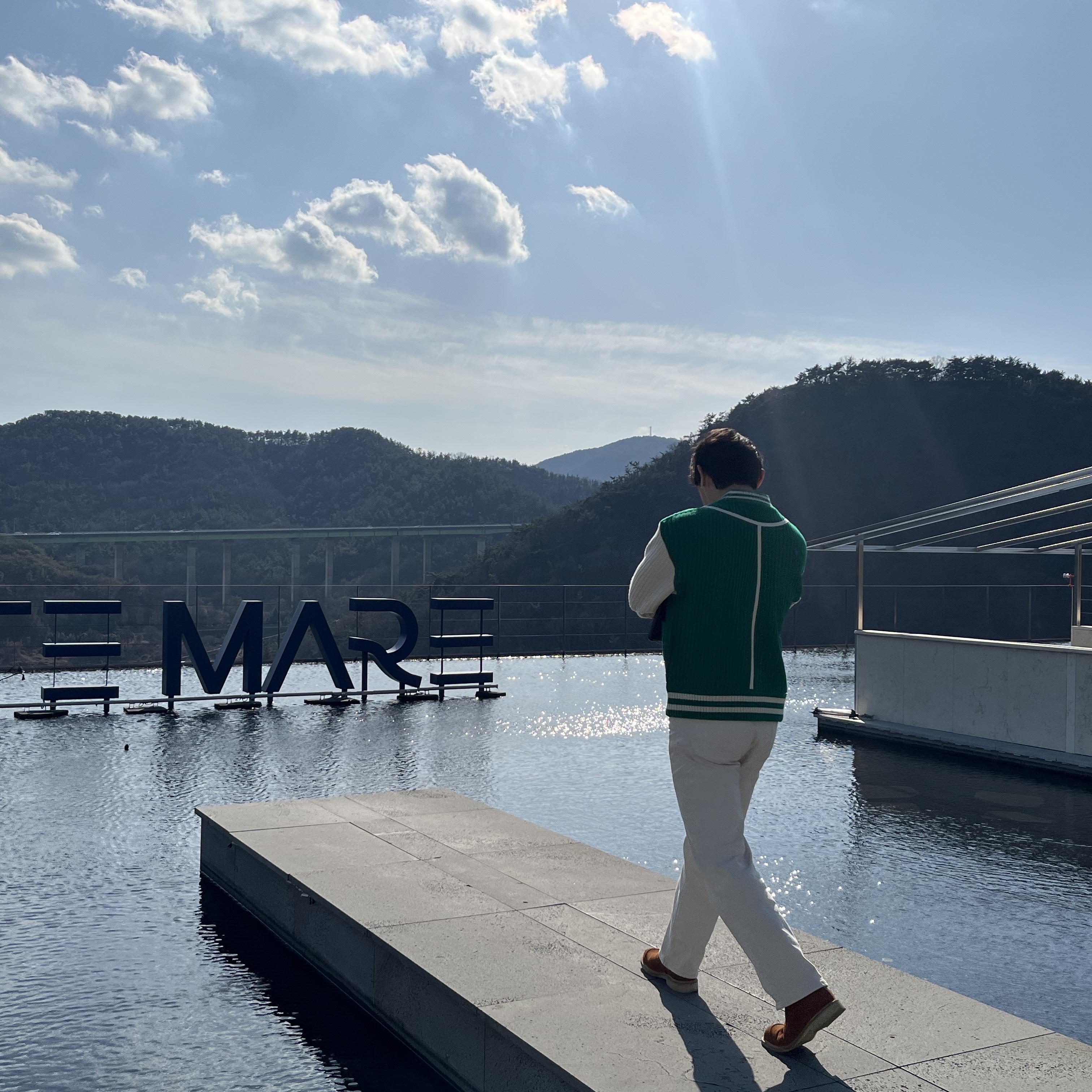 Ader Error Tomb Cardigan Green 착용 스타일