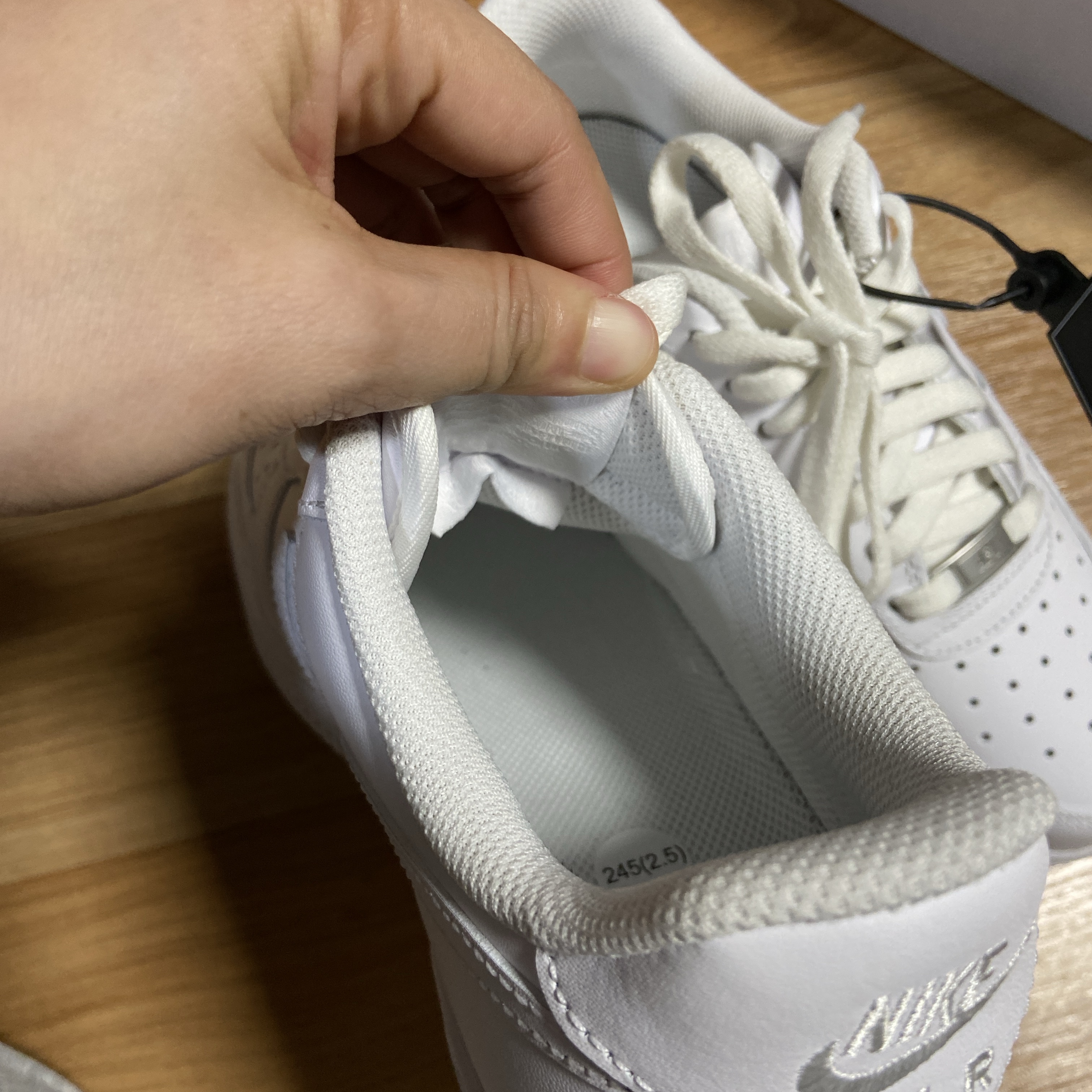 Nike Air Force 1 '07 Low White 착용 스타일 - 3