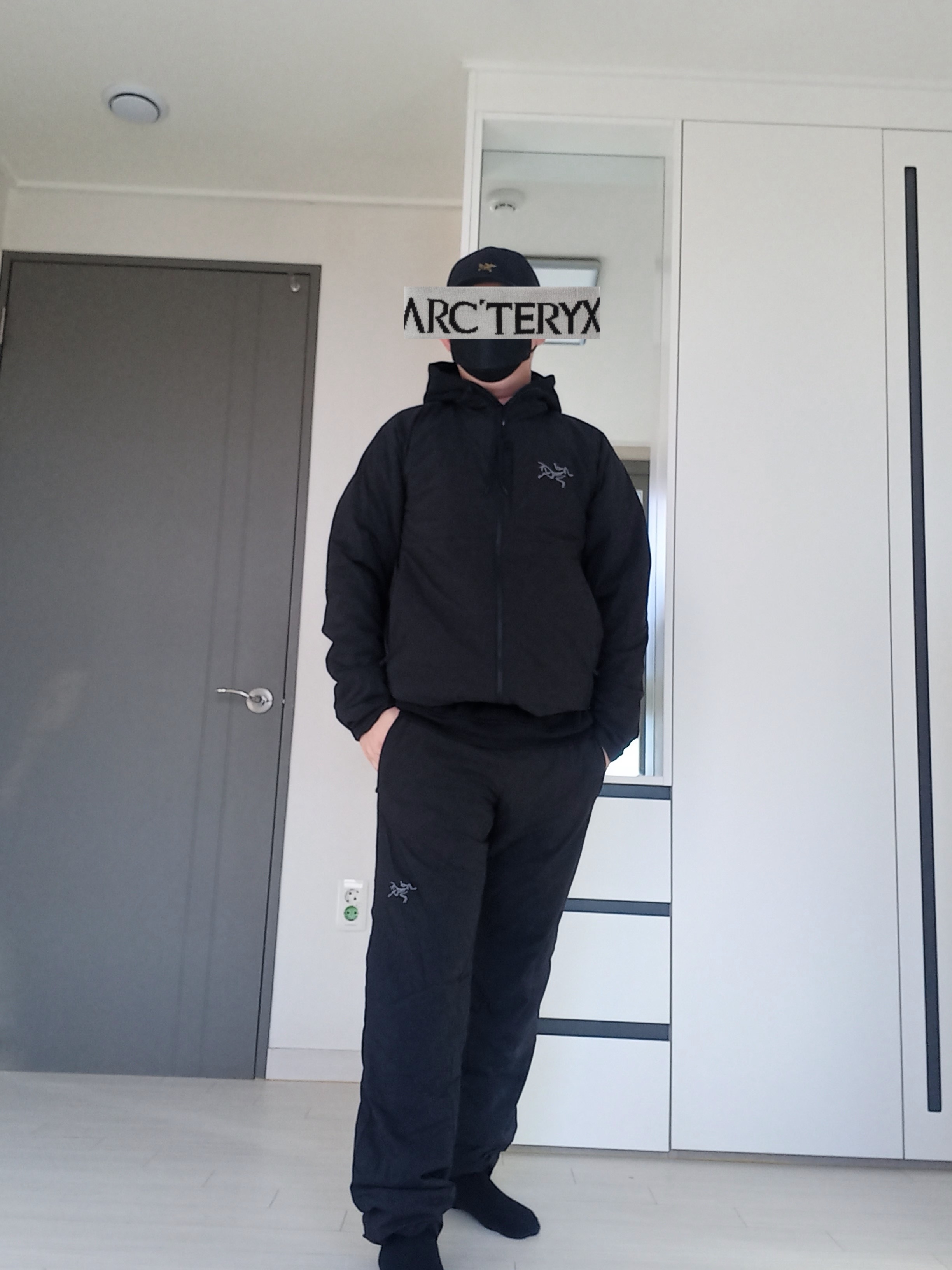 Arc'teryx Small Bird Cap Black, Arc'teryx Allium Insulated Jacket Black 착용 스타일 - 4