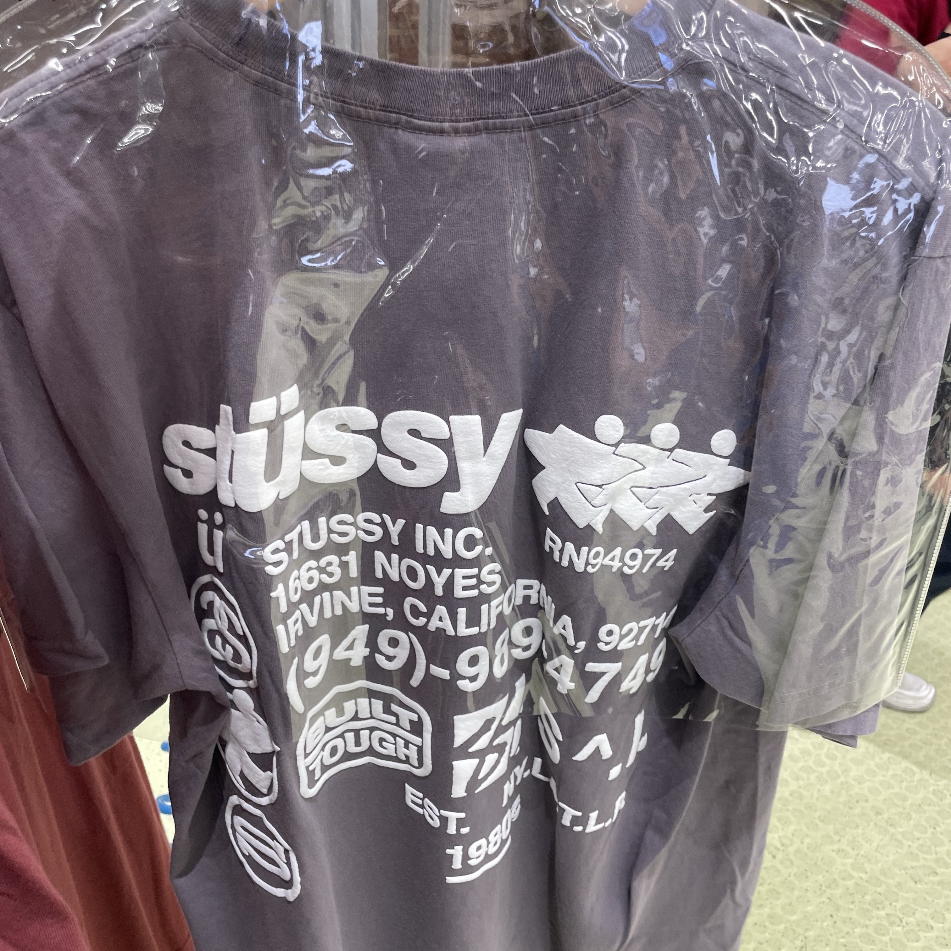 Stussy DNA Pigment Dyed T-Shirt Shark 착용 스타일
