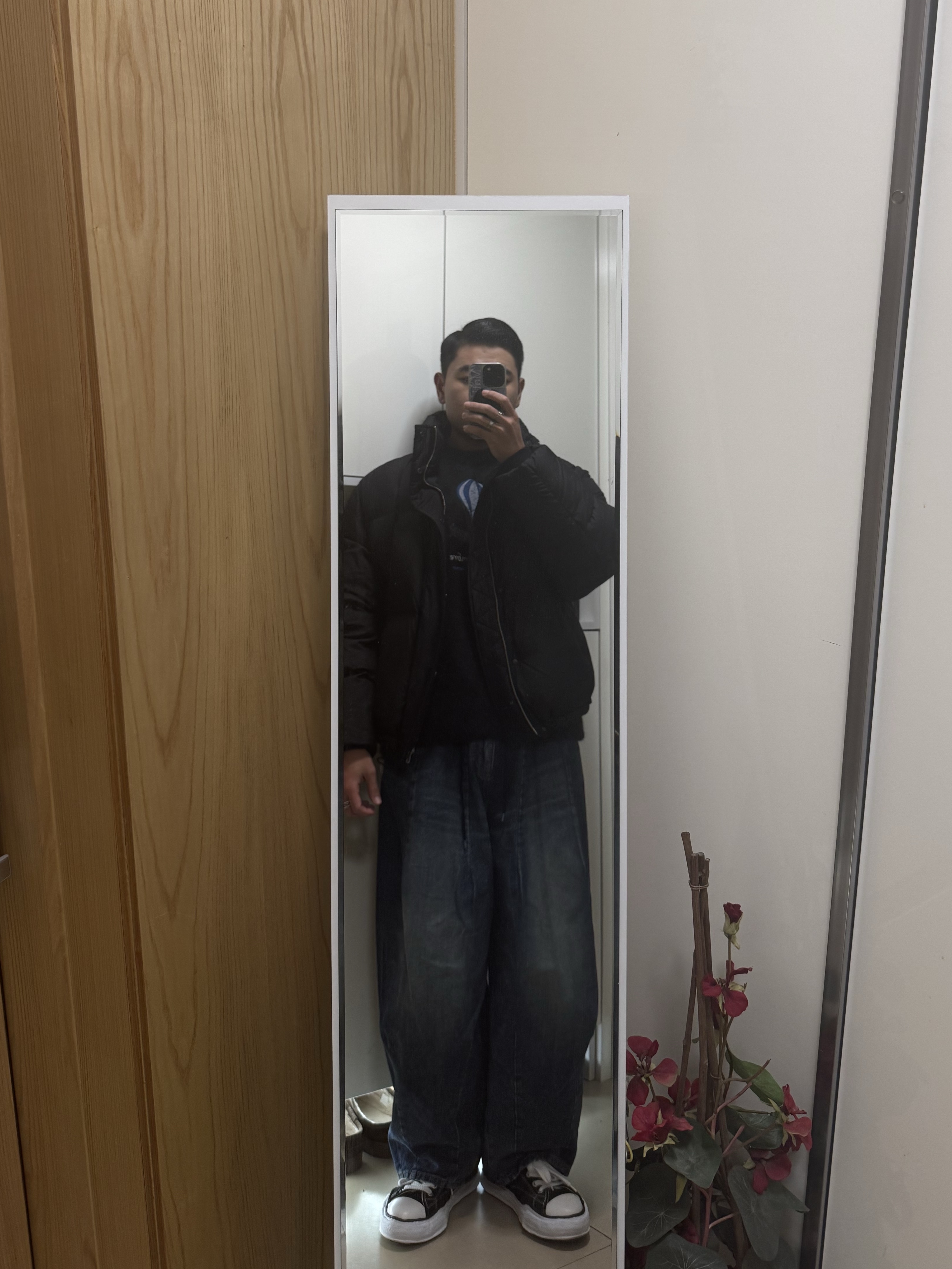 STU Ad Balloon Mohiar Knit Black, Needles H.D. Pants 12 Oz Denim Indigo 착용 스타일