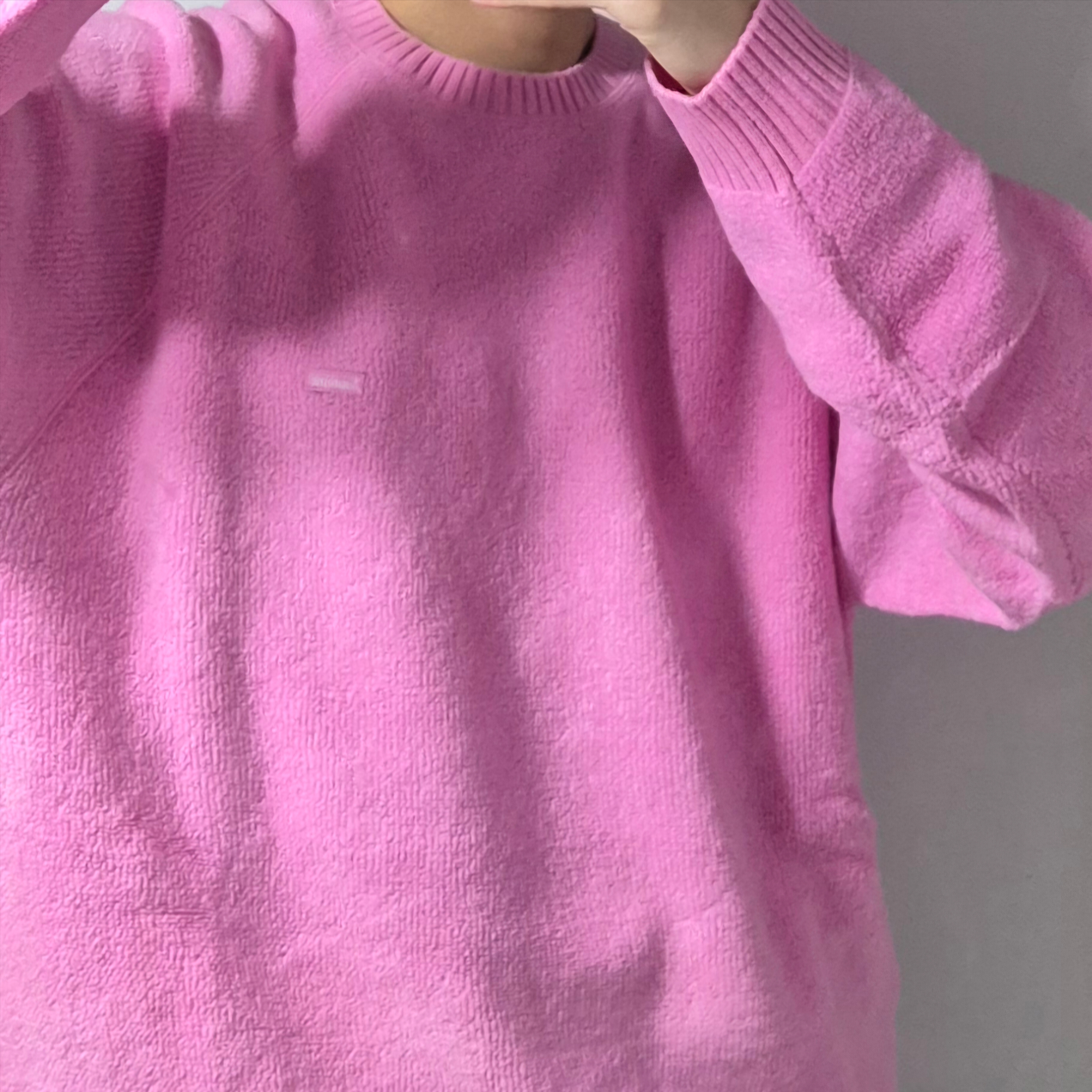 Supreme Terry Small Box Sweater Pink - 24FW 착용 스타일 - 1