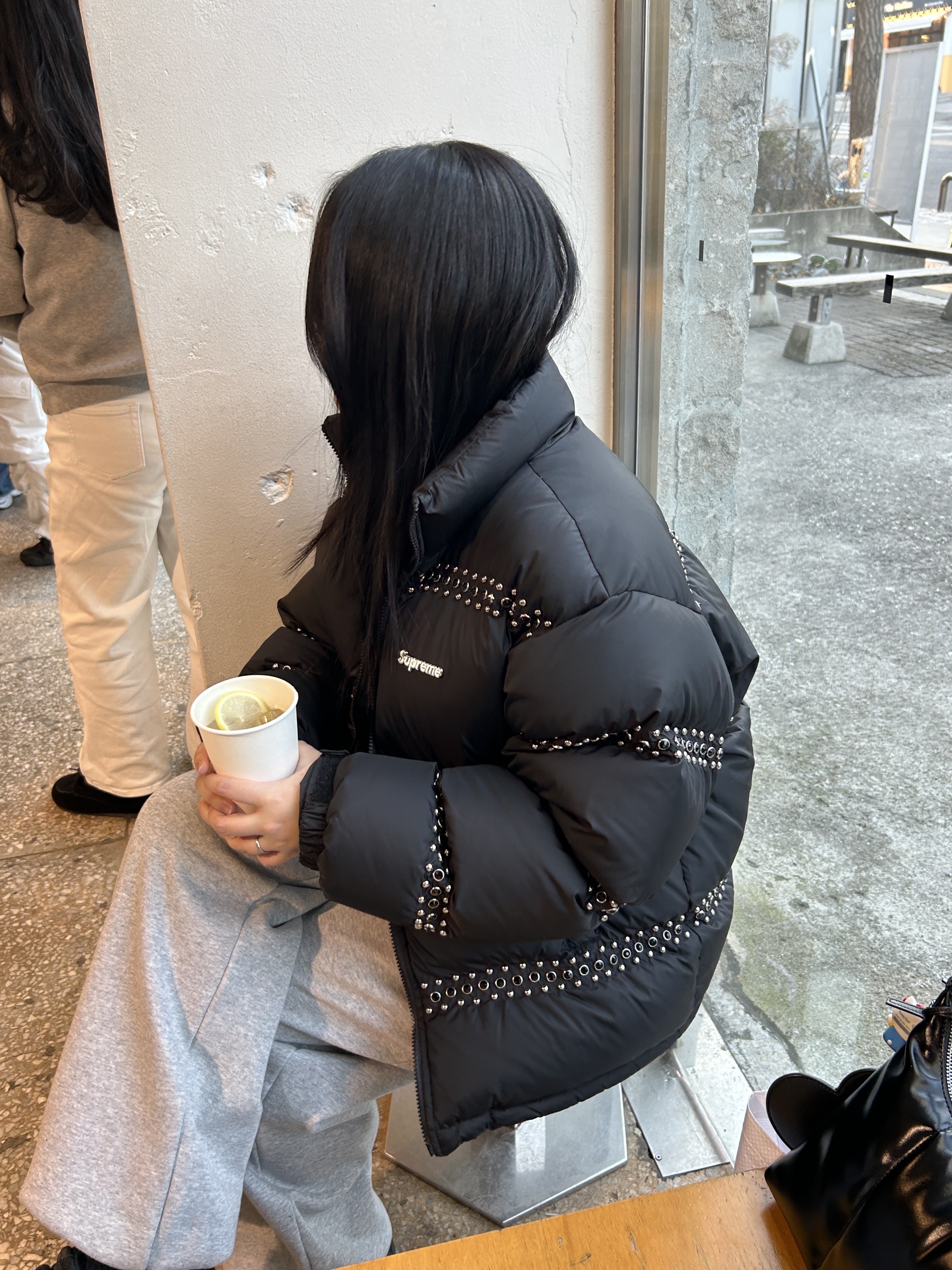 Supreme x B.B. Simon Studded Puffer Jacket Black - 22SS 착용 스타일