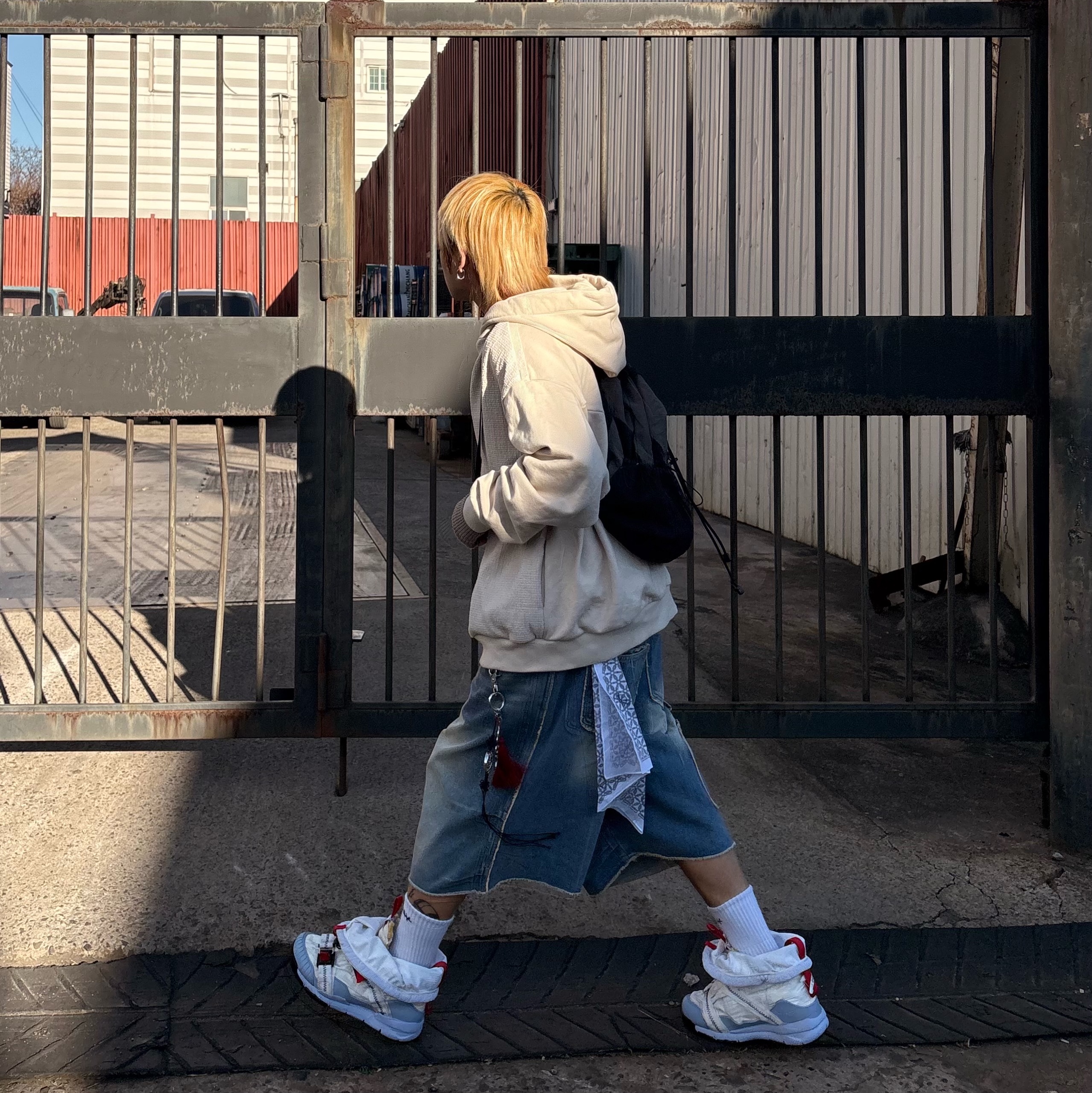 Nike x Tom Sachs Mars Yard Overshoe 3.0 착용 스타일 - 3