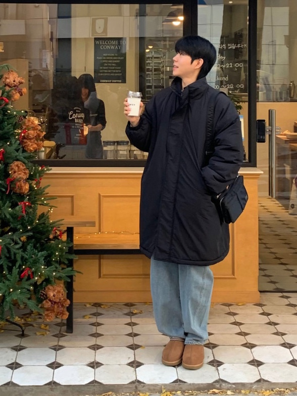 UGG Tasman Slipper Chestnut, Porter Tanker Shoulder Bag S Black 착용 스타일 - 1