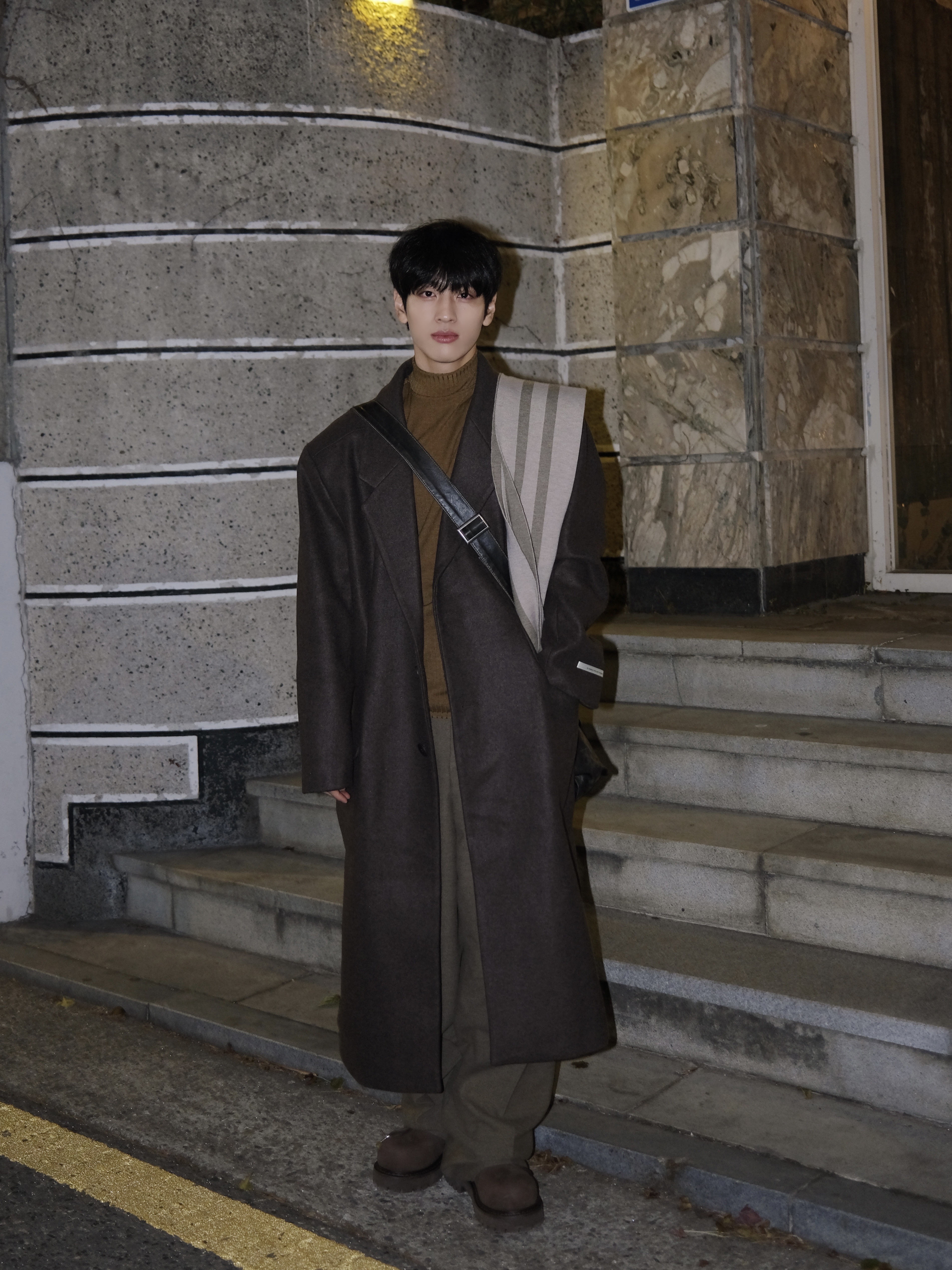 LOSTGARDEN Route Brown 착용 스타일