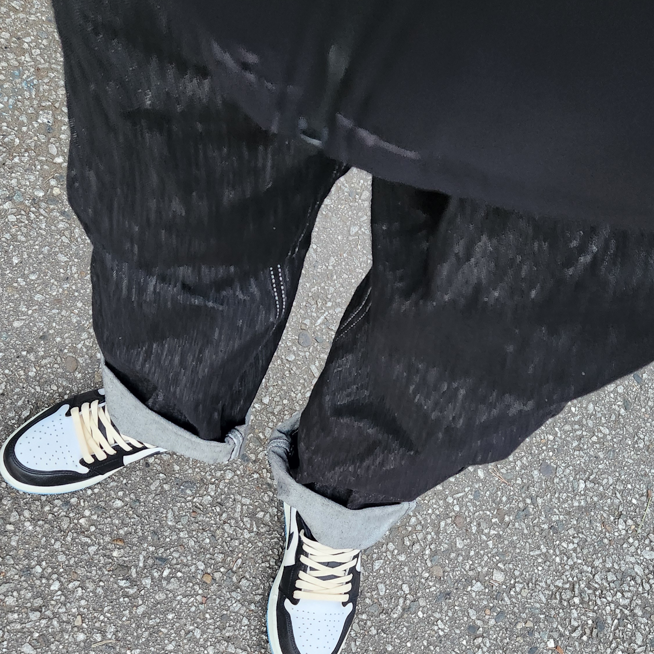 Jordan 1 x Travis Scott x Fragment Retro Low OG SP Military Blue 착용 스타일 - 1