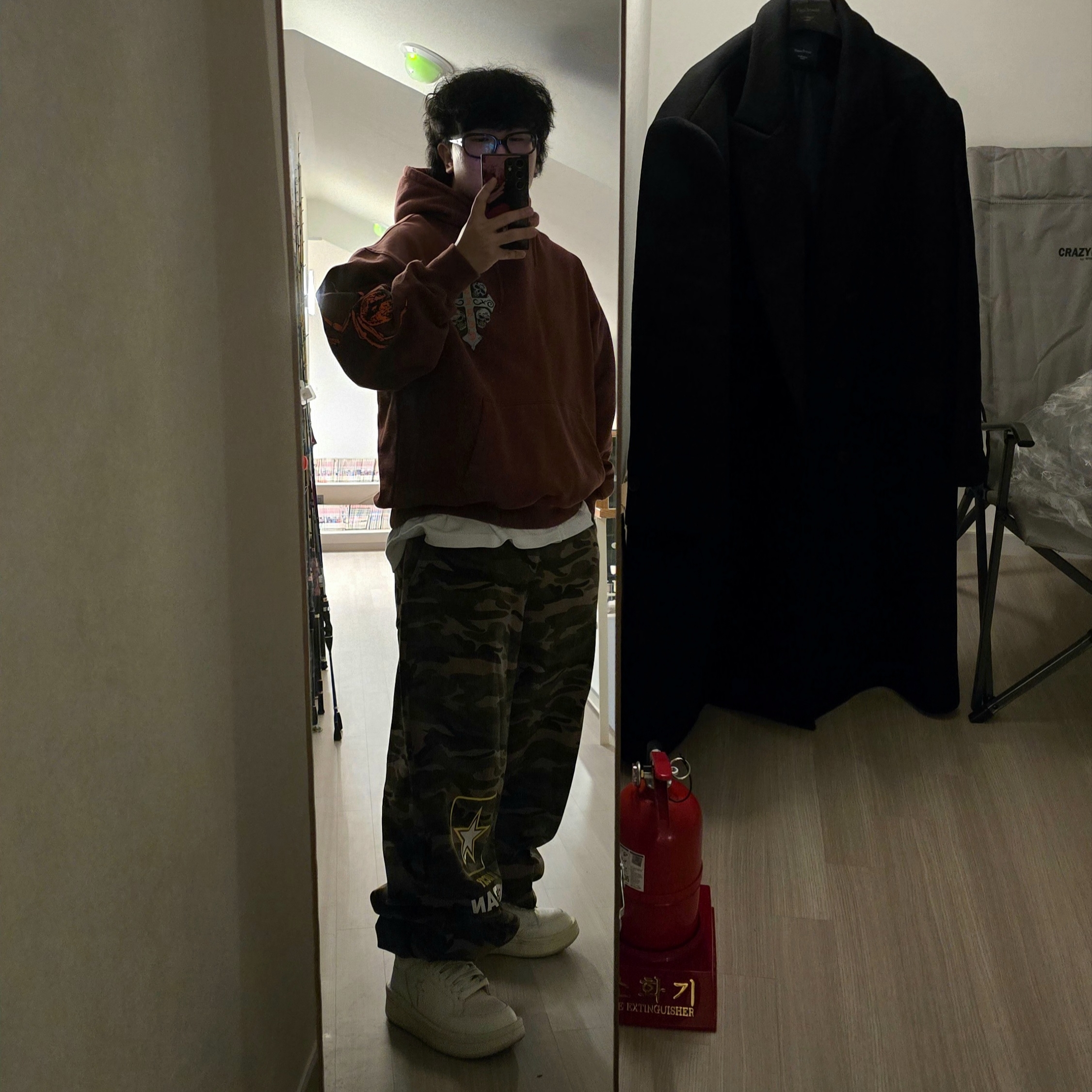 Palace TGF Hood Brown - 24FW, Converse x Drkshdw Turbowpn Egret 착용 스타일 - 2