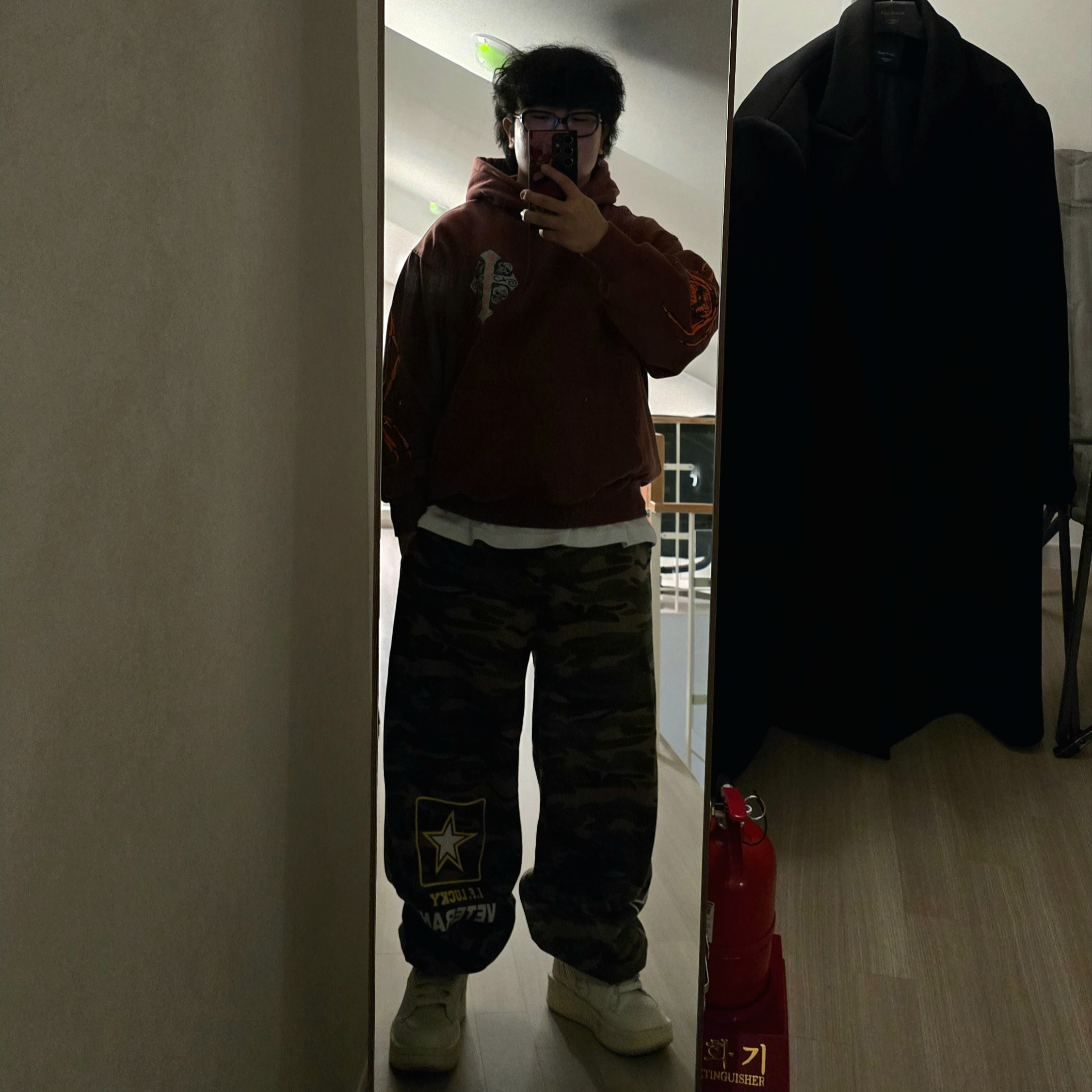 Palace TGF Hood Brown - 24FW, Converse x Drkshdw Turbowpn Egret 착용 스타일 - 1