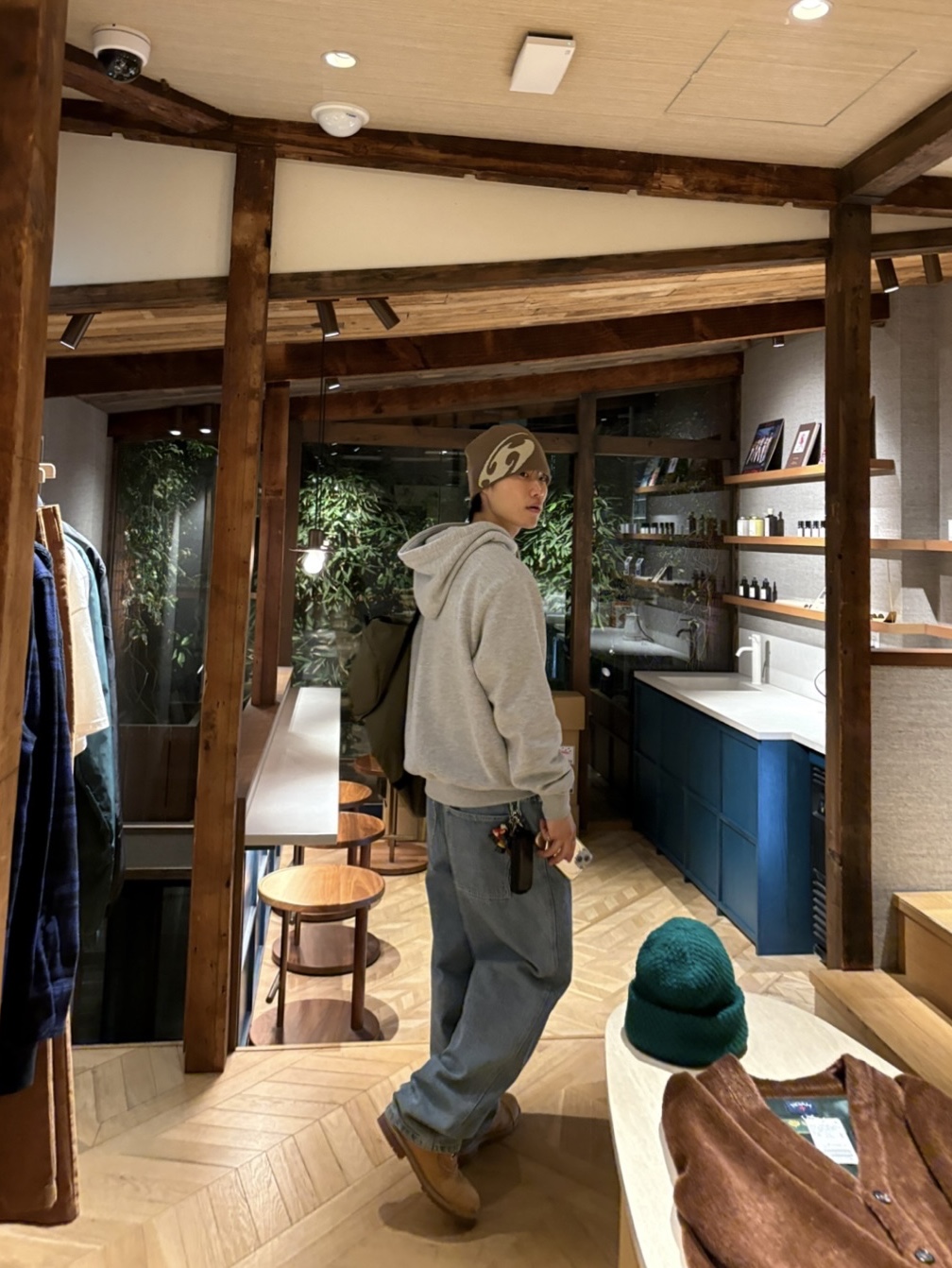 Sansan Gear Logo Beanie Brown - 22FW, Timberland Premium 6 inch Waterproof Boot Wheat Nubuck - Wide 착용 스타일