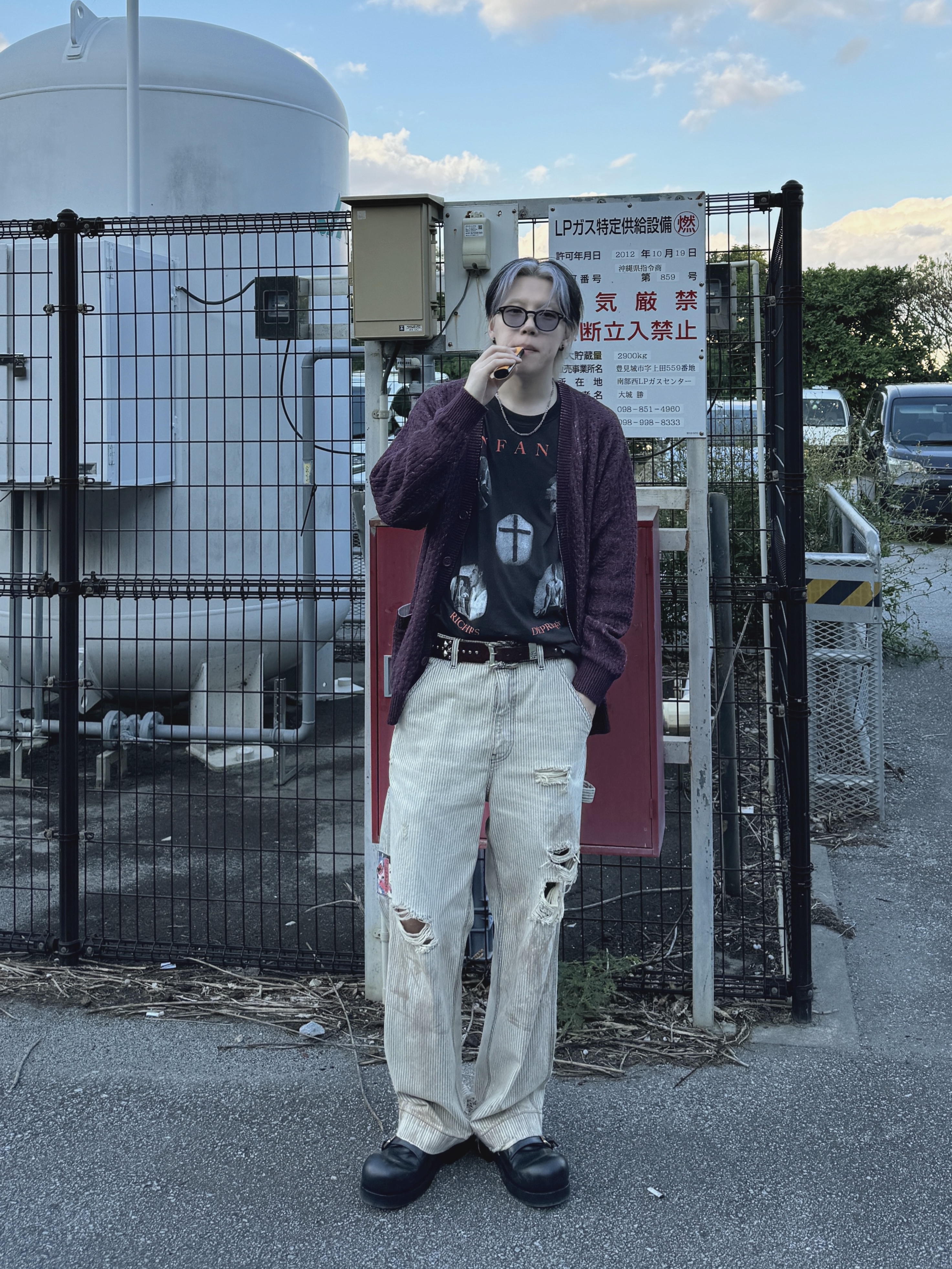 Supreme x Jane's Addiction Cardigan Burgundy - 24FW 착용 스타일 - 1