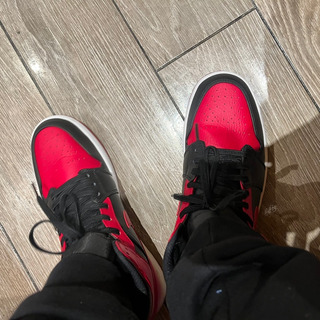 Jordan 1 Mid Bred Banned 2020 착용 스타일