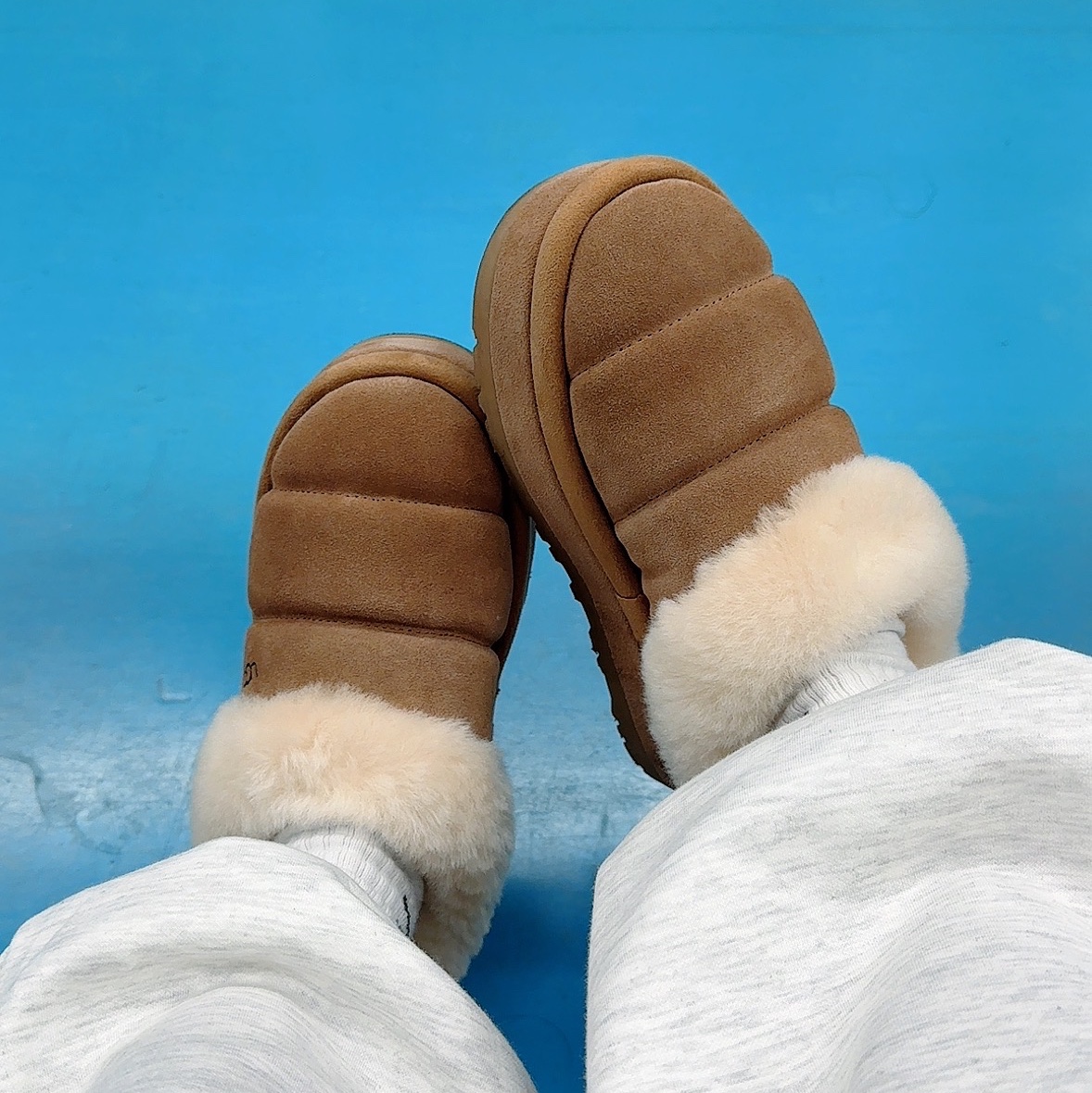 (W) UGG Tazzlita Chestnut 착용 스타일