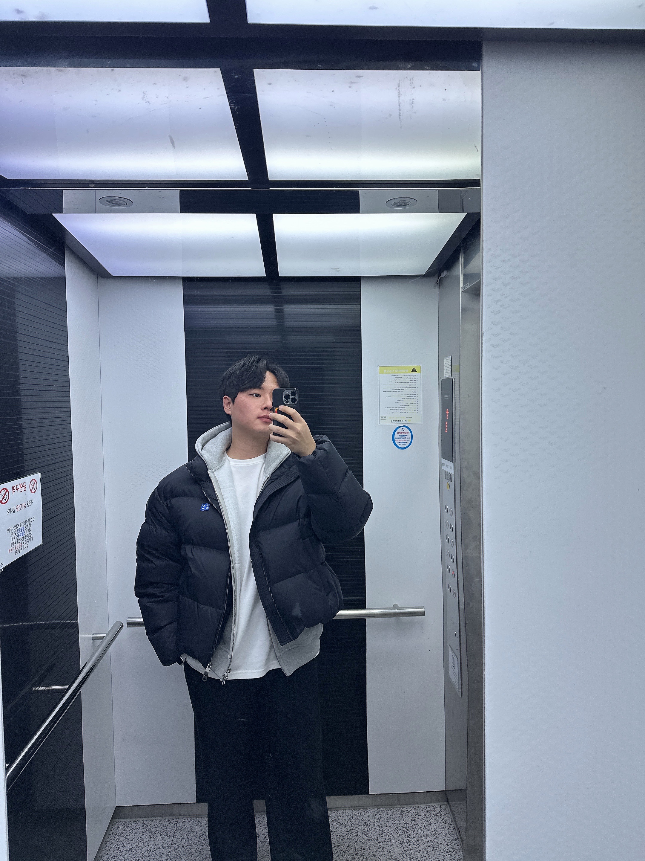 Ader Error Sig; TRS/BL Tag Puffer Jacket 01 Noir 착용 스타일
