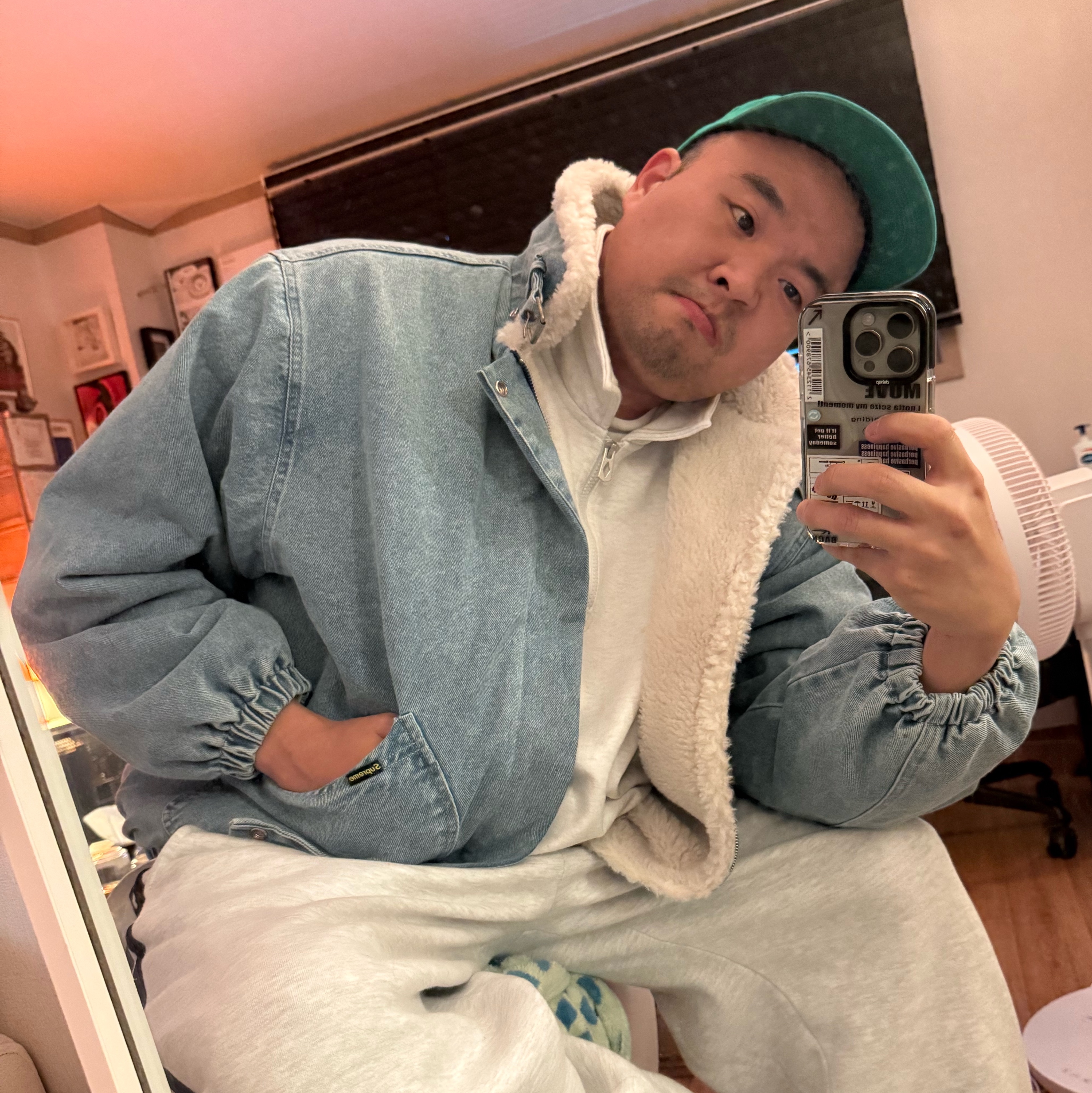 Supreme Faux Shearling Lined Bomber Jacket Denim - 24FW, Supreme Washed Chino Twill Camp Cap Green - 24FW 착용 스타일