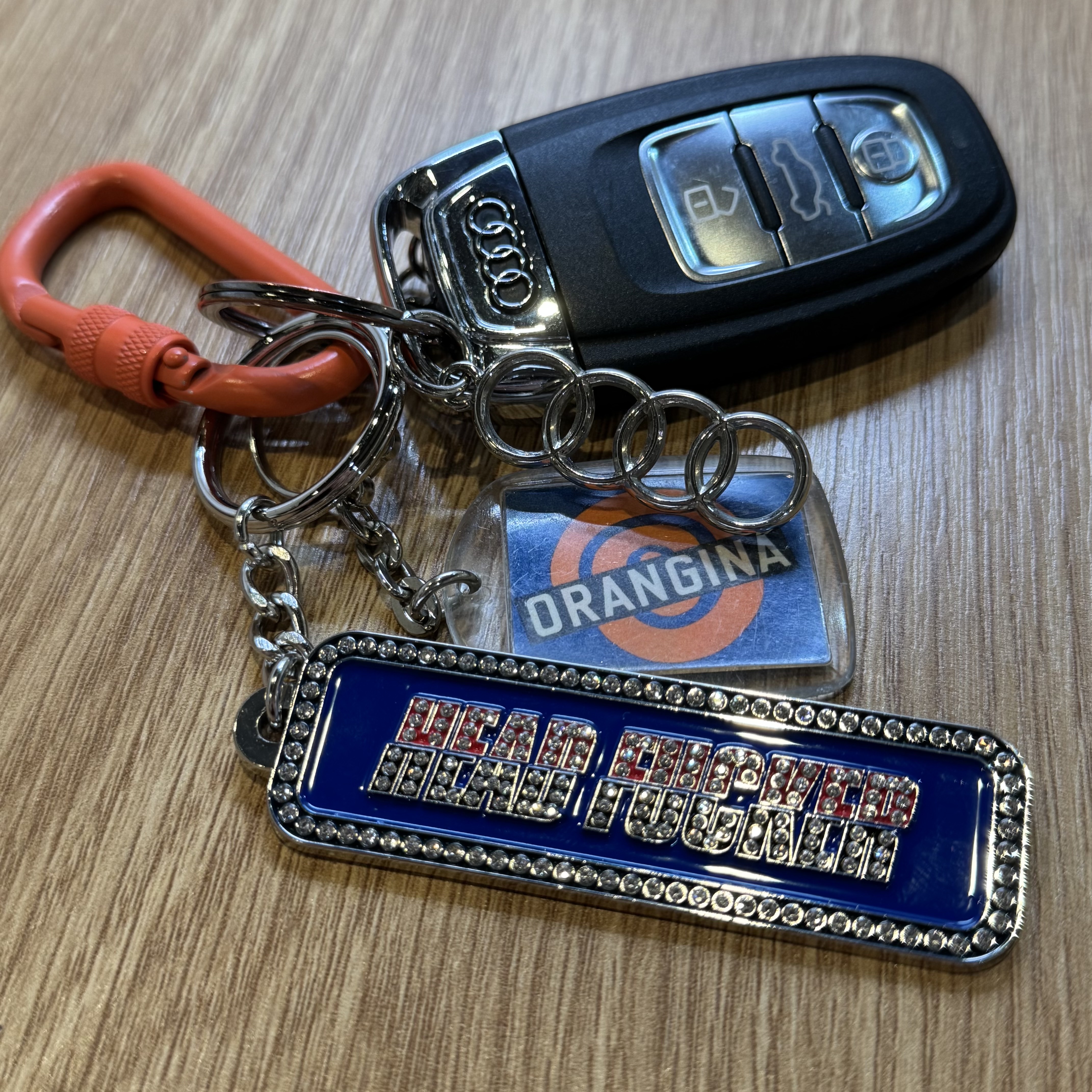 Supreme x Hysteric Glamour Head Fucker Keychain Blue - 24FW 착용 스타일