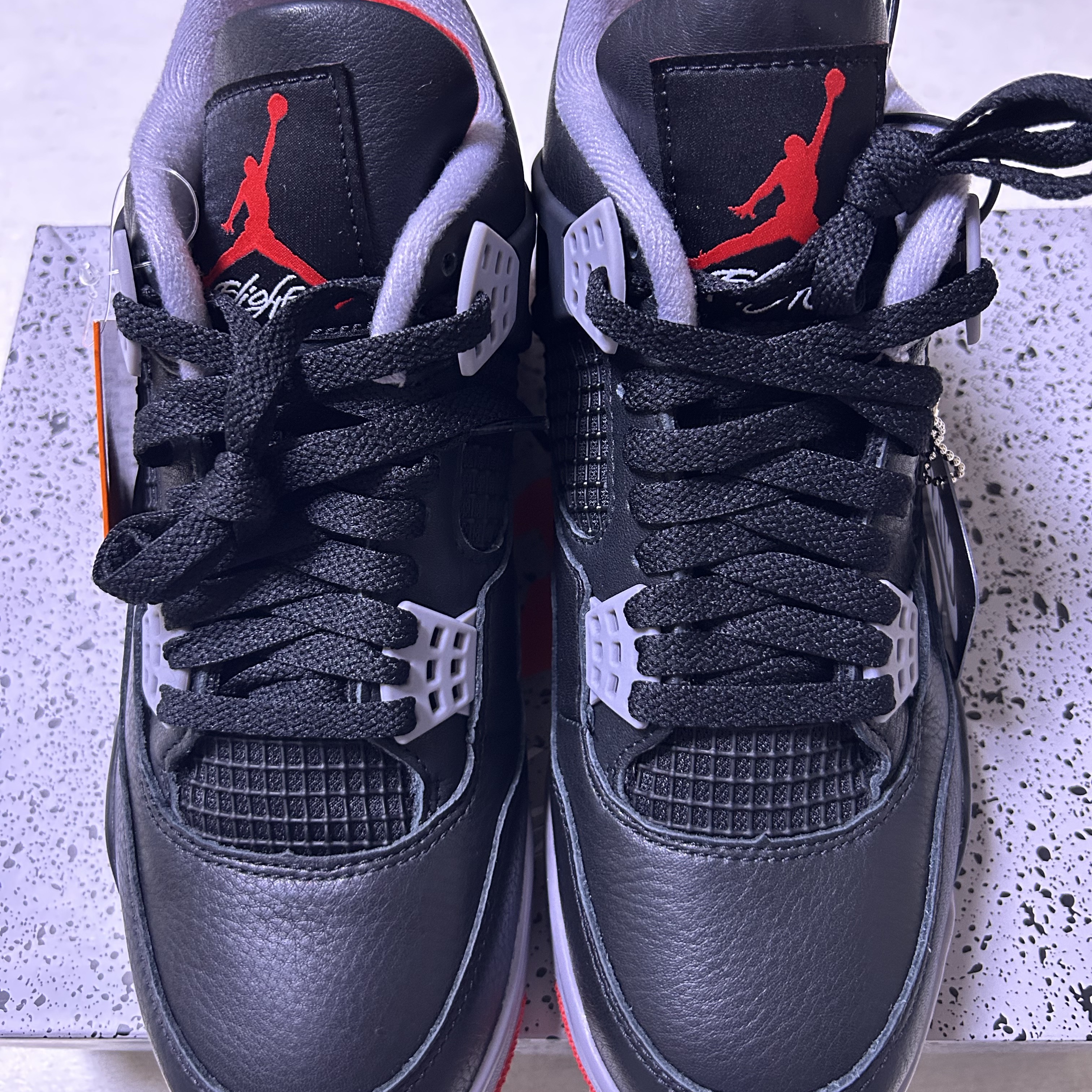 Jordan 4 Retro Bred Reimagined 착용 스타일