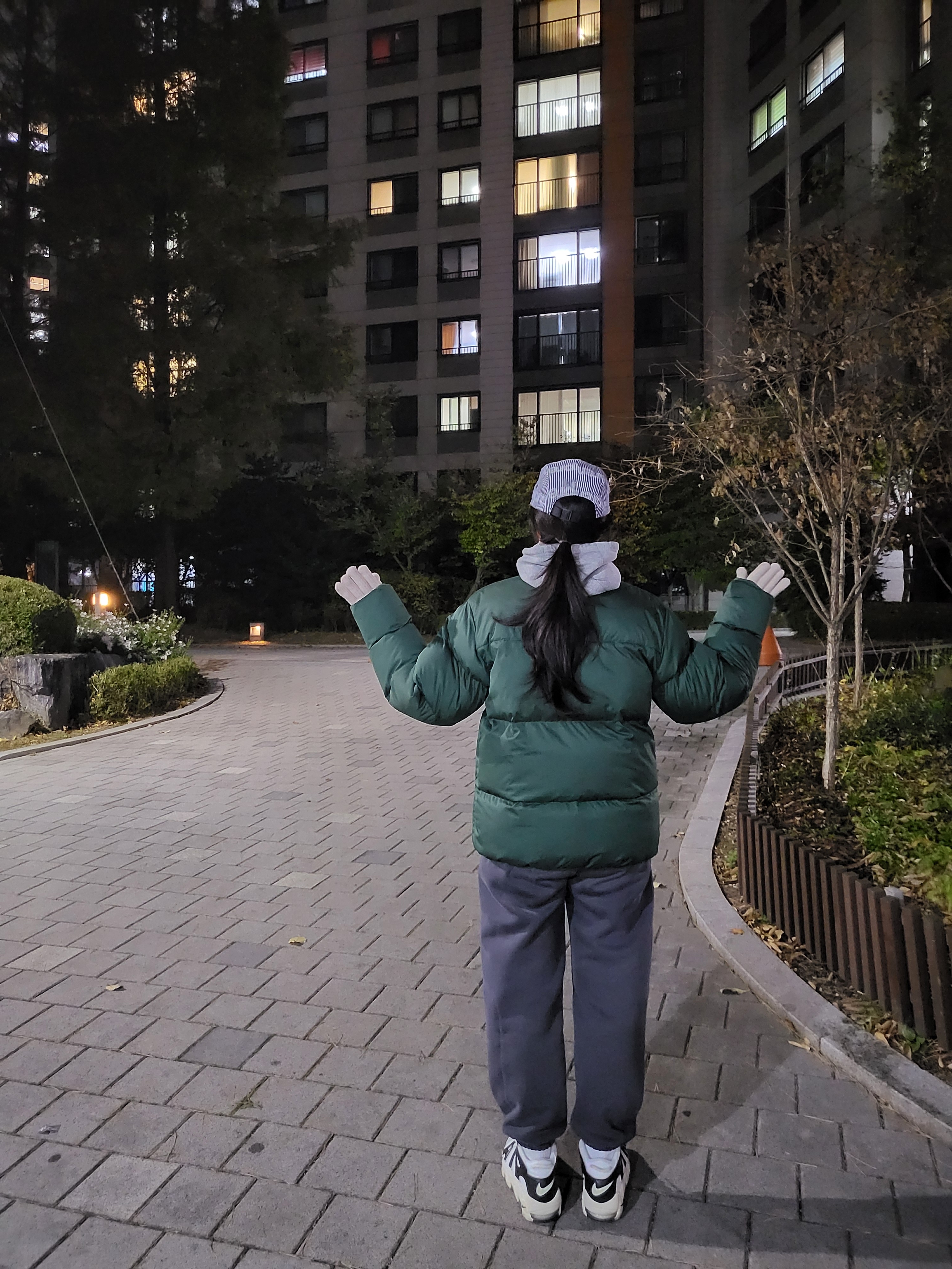 Supreme Denim Camp Cap Stripe - 24SS, Nike NSW Puffer Jacket Fir - Asia 착용 스타일