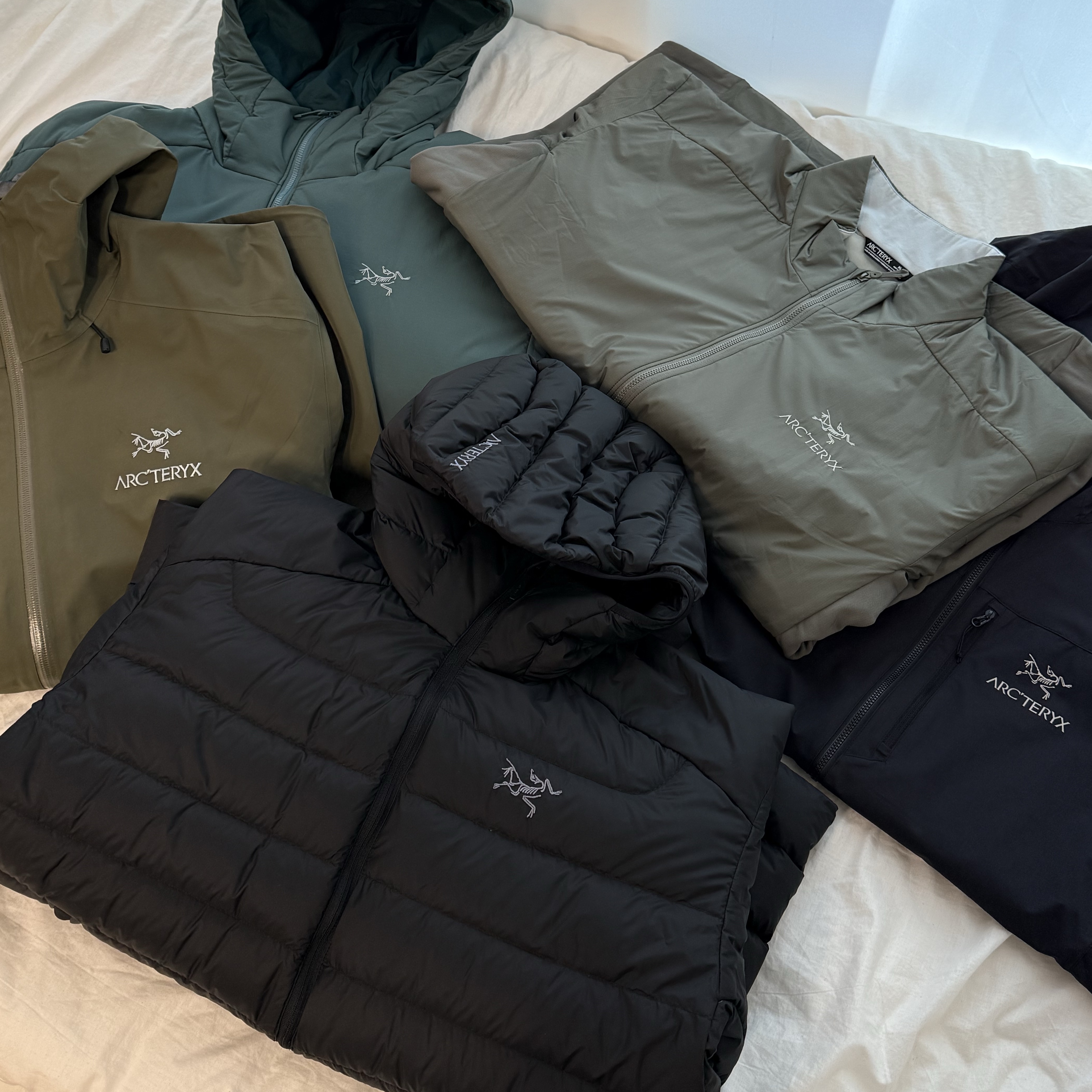 Arc'teryx Cerium Hoody Black, Arc'teryx Atom Heavyweight Hoody Boxcar 착용 스타일
