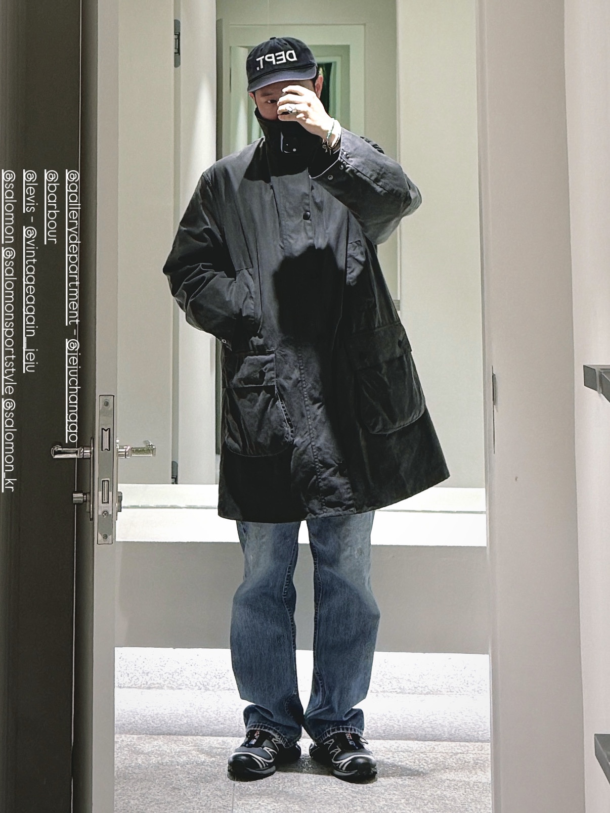 Salomon XT-6 Gore-Tex Black Ebony, Gallery Dept. Logo Embroidered Cap White 착용 스타일