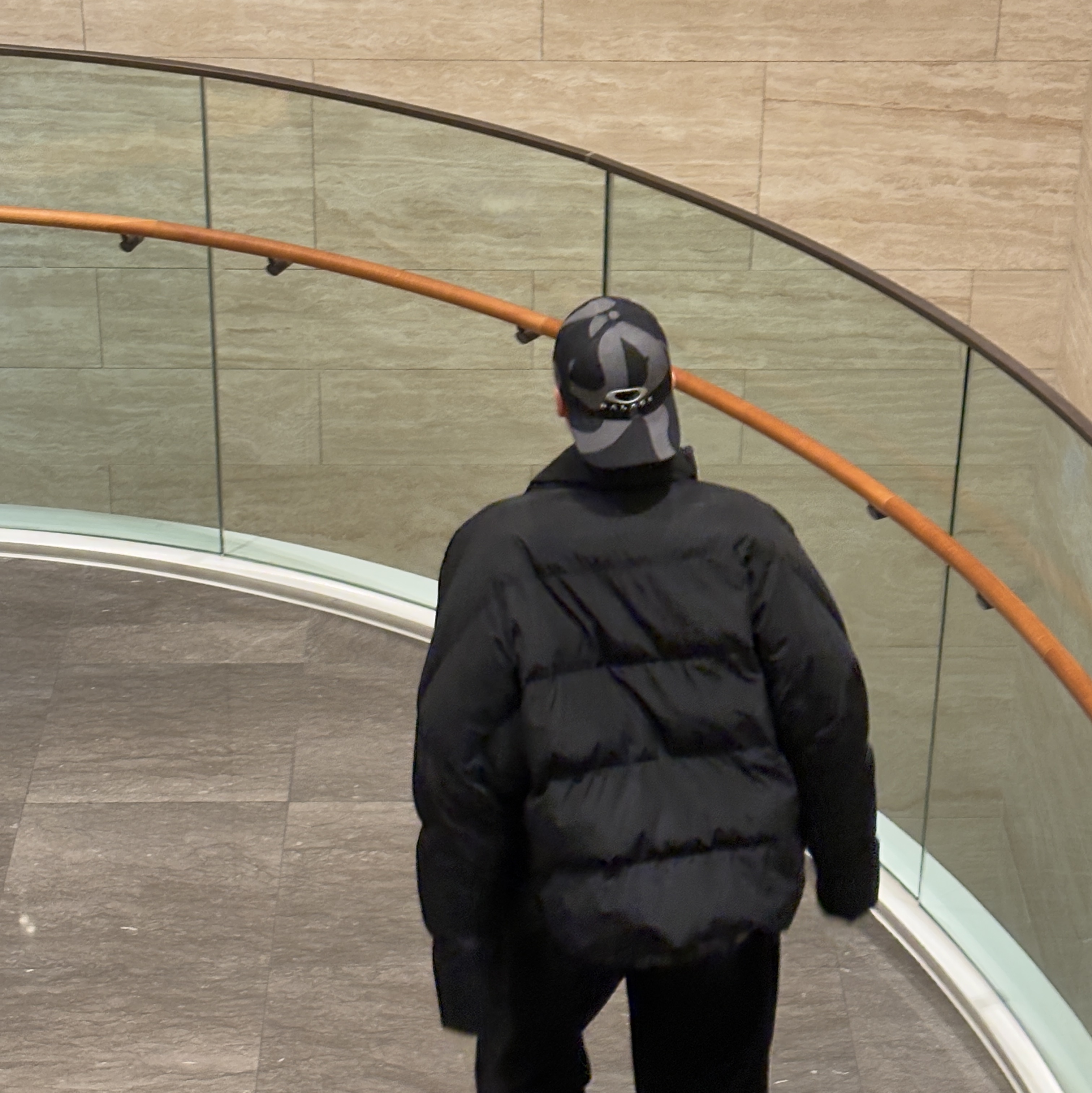 Palace x Oakley 6-Panel Night Clouds - 24FW 착용 스타일