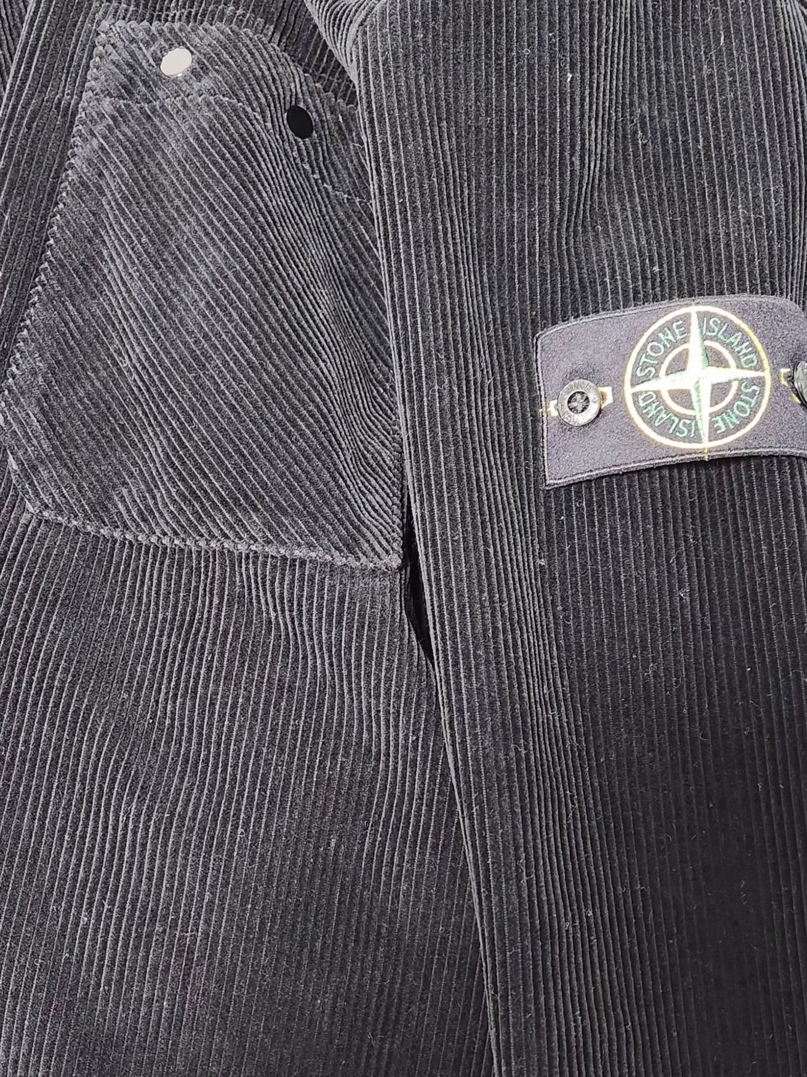 Stone Island 11604 Corduroy Shirt Jacket Black - 24FW 착용 스타일