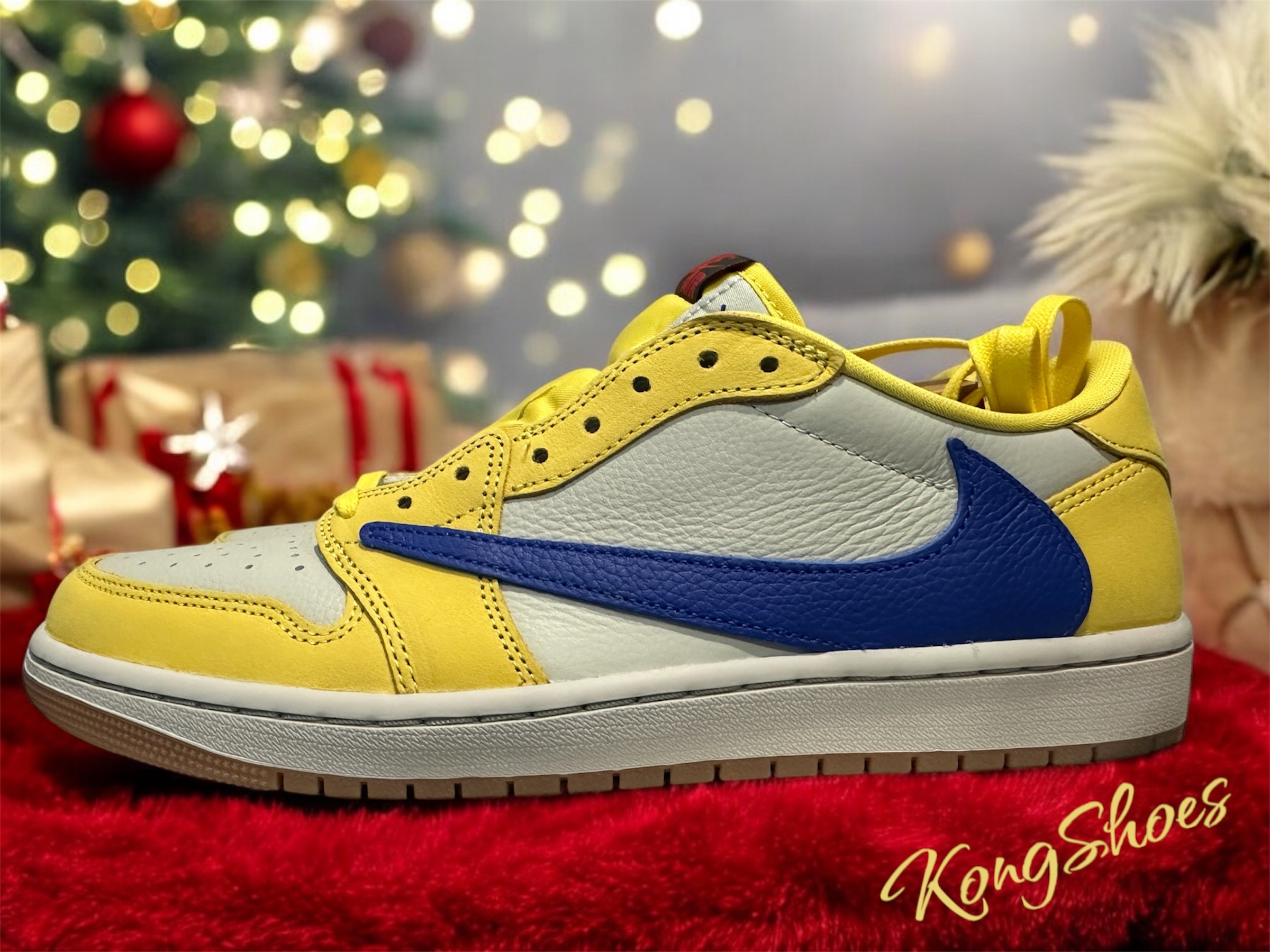 (W) Jordan 1 x Travis Scott Retro Low OG SP Canary 착용 스타일