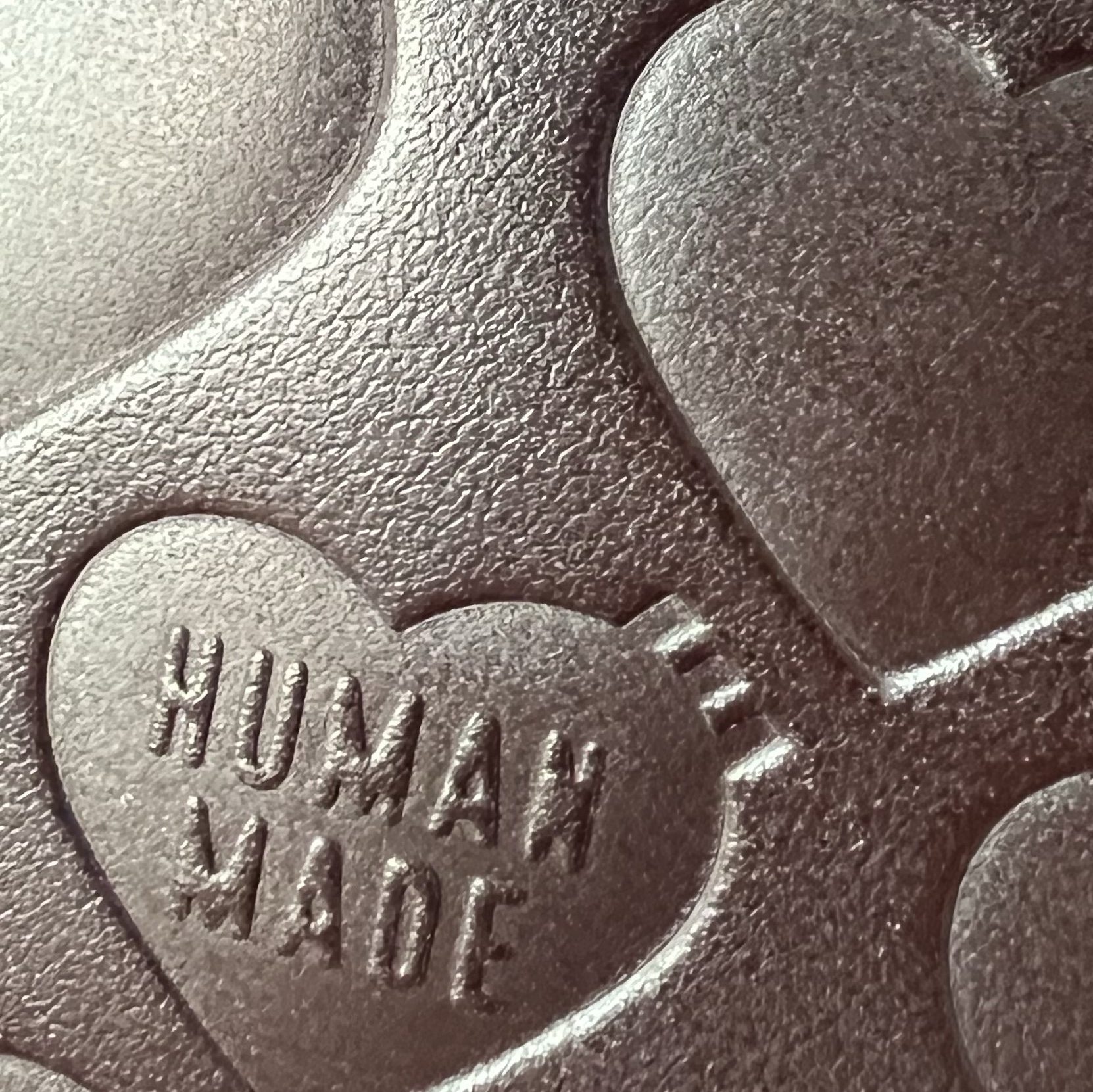 Human Made Leather Coin Case Brown 착용 스타일