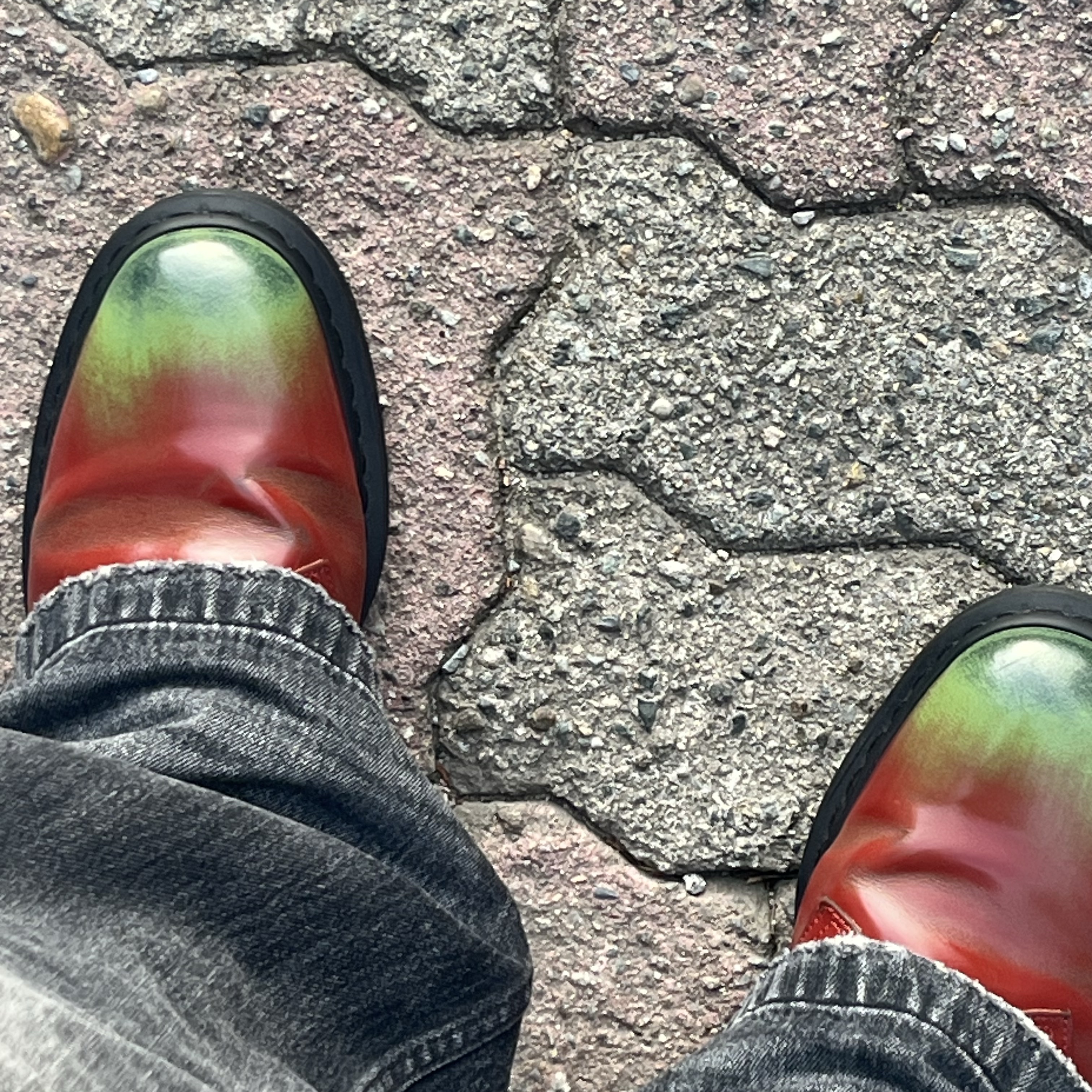 Dr. Martens x Supreme 1461 Multi 착용 스타일 - 1