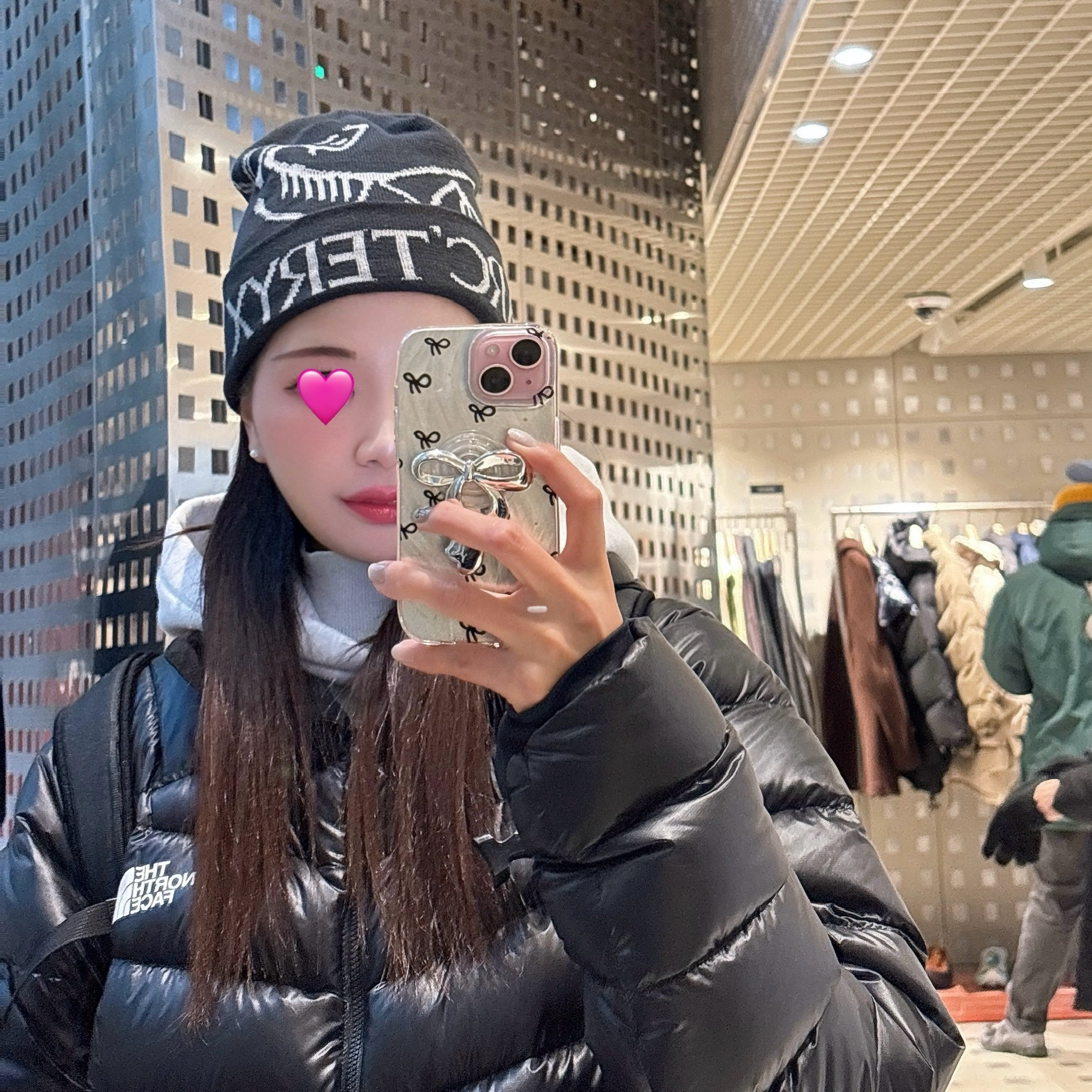 Arc'teryx Bird Word Toque Black Void, The North Face Summit Mattehorn RDS Down Jacket Real Black 착용 스타일 - 1