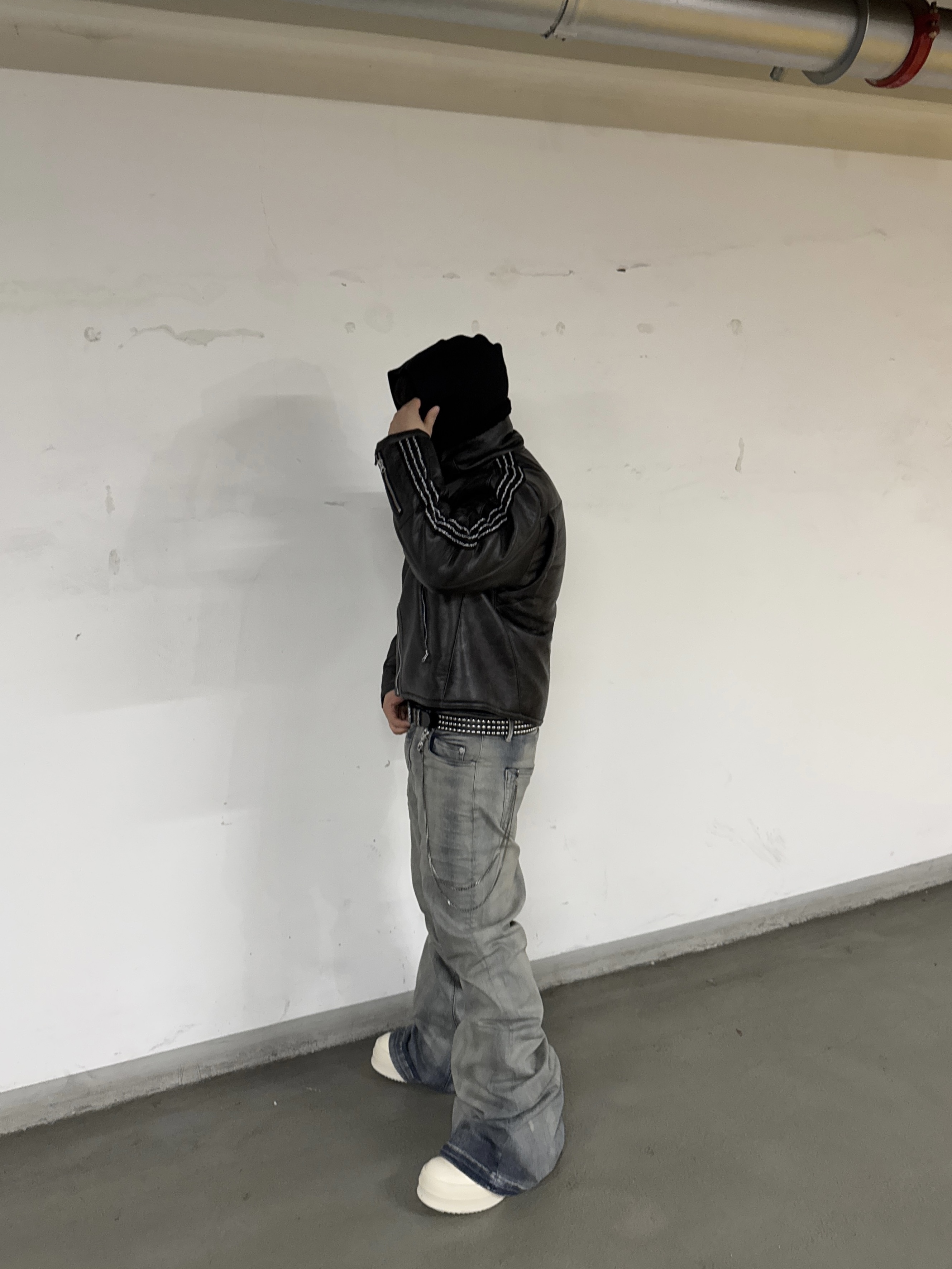 Rick Owens Porterville Bolan Bootcut in Sky Stretch Denim 착용 스타일