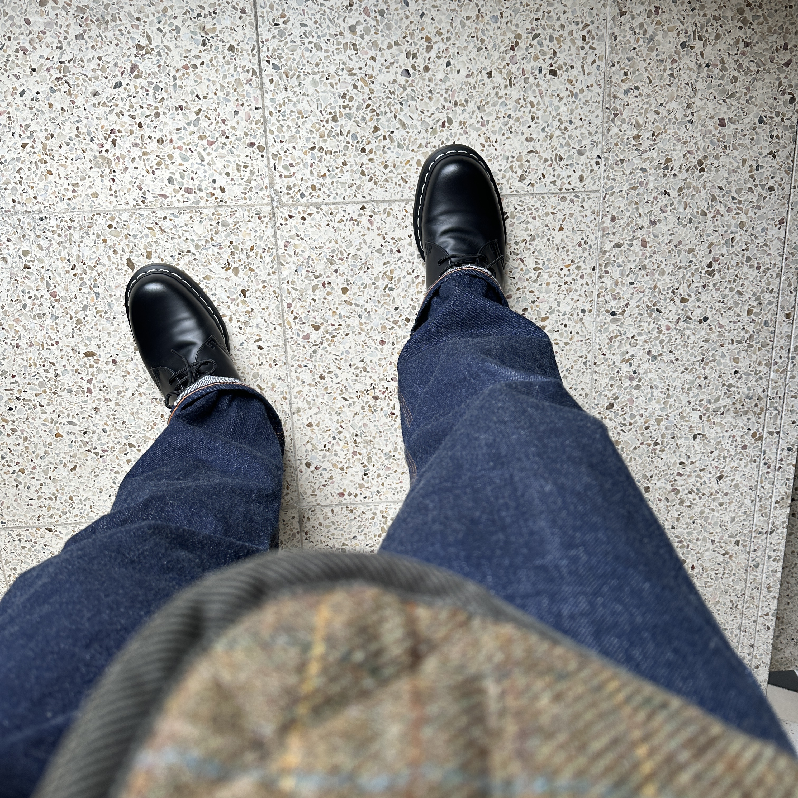 Dr. Martens 1461 WS Black Smooth 착용 스타일