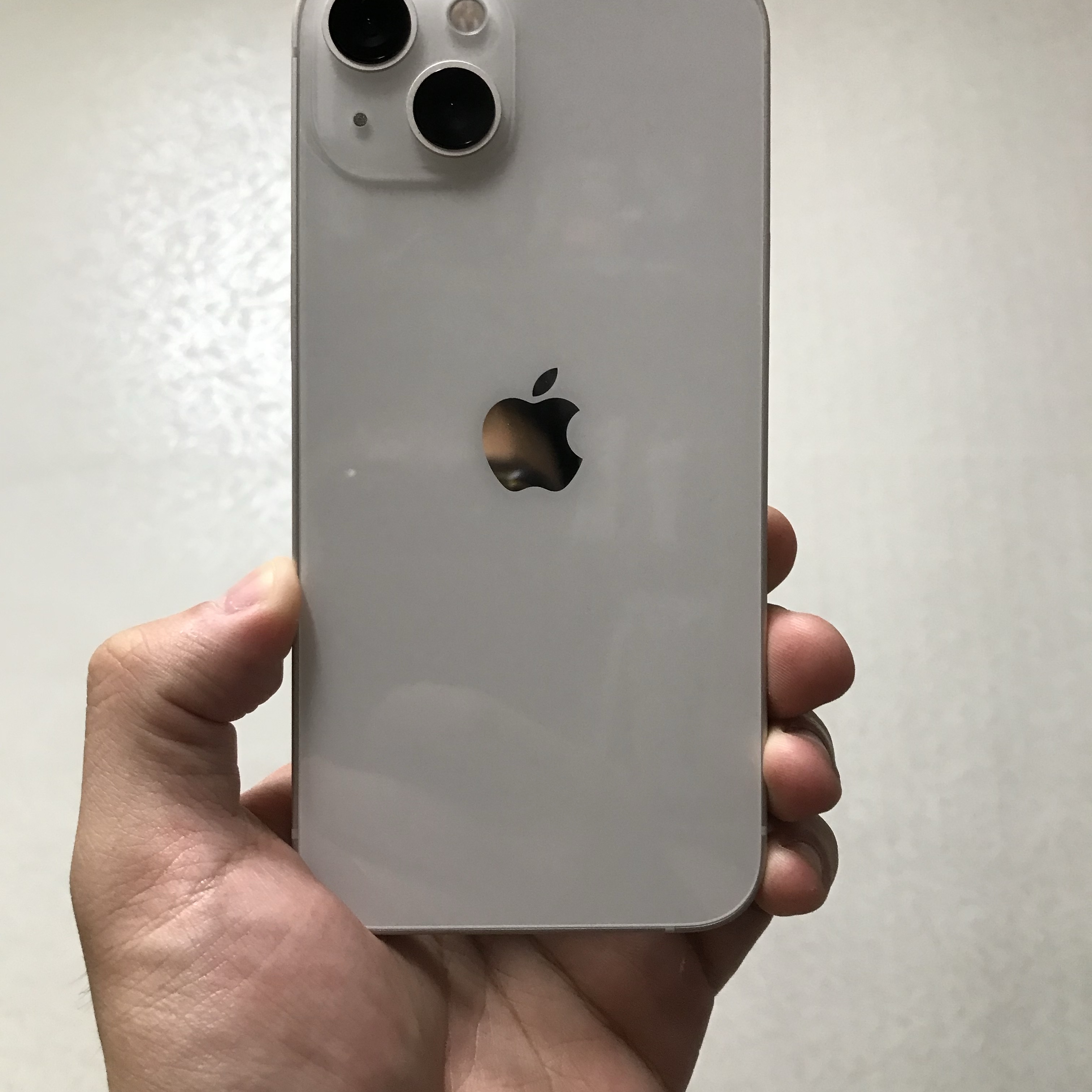 Apple iPhone 13 128GB Starlight (Korean Ver.) 착용 스타일