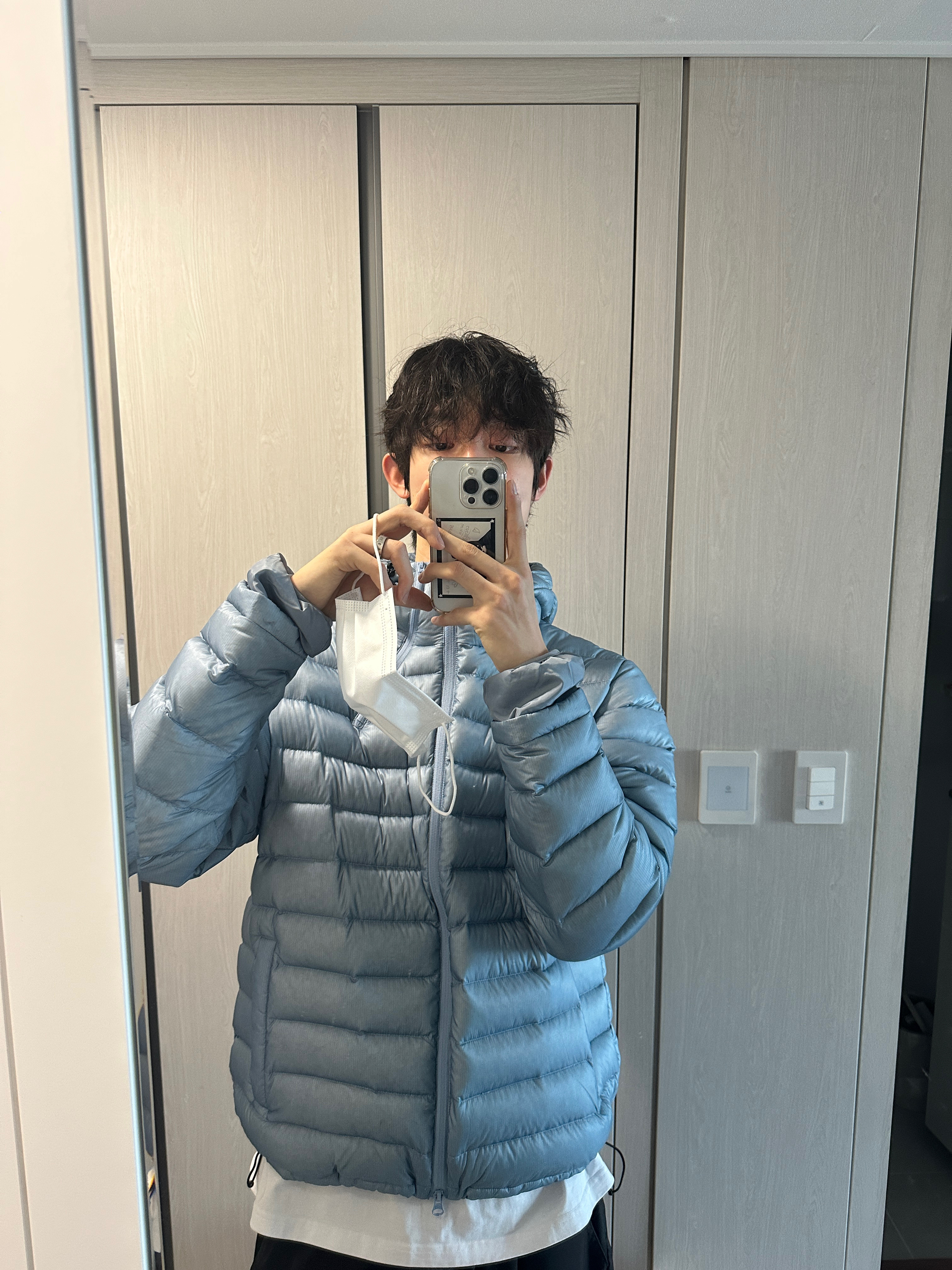 Sansan Gear Suffix Puffer Jacket Sky Blue - 24FW, Nonnod Scuba Pajama Pants Grey 착용 스타일 - 1