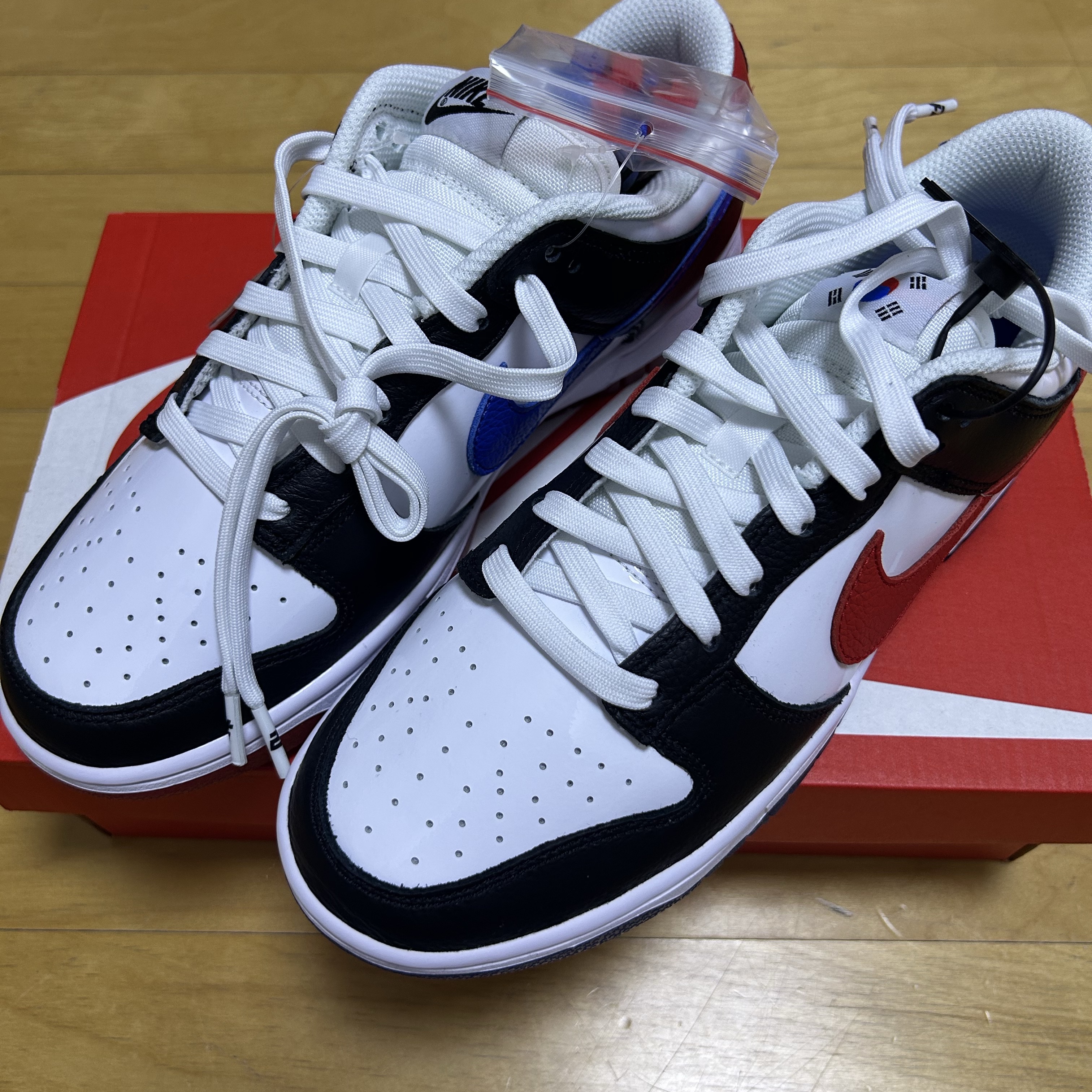 Nike Dunk Low SE Seoul 착용 스타일