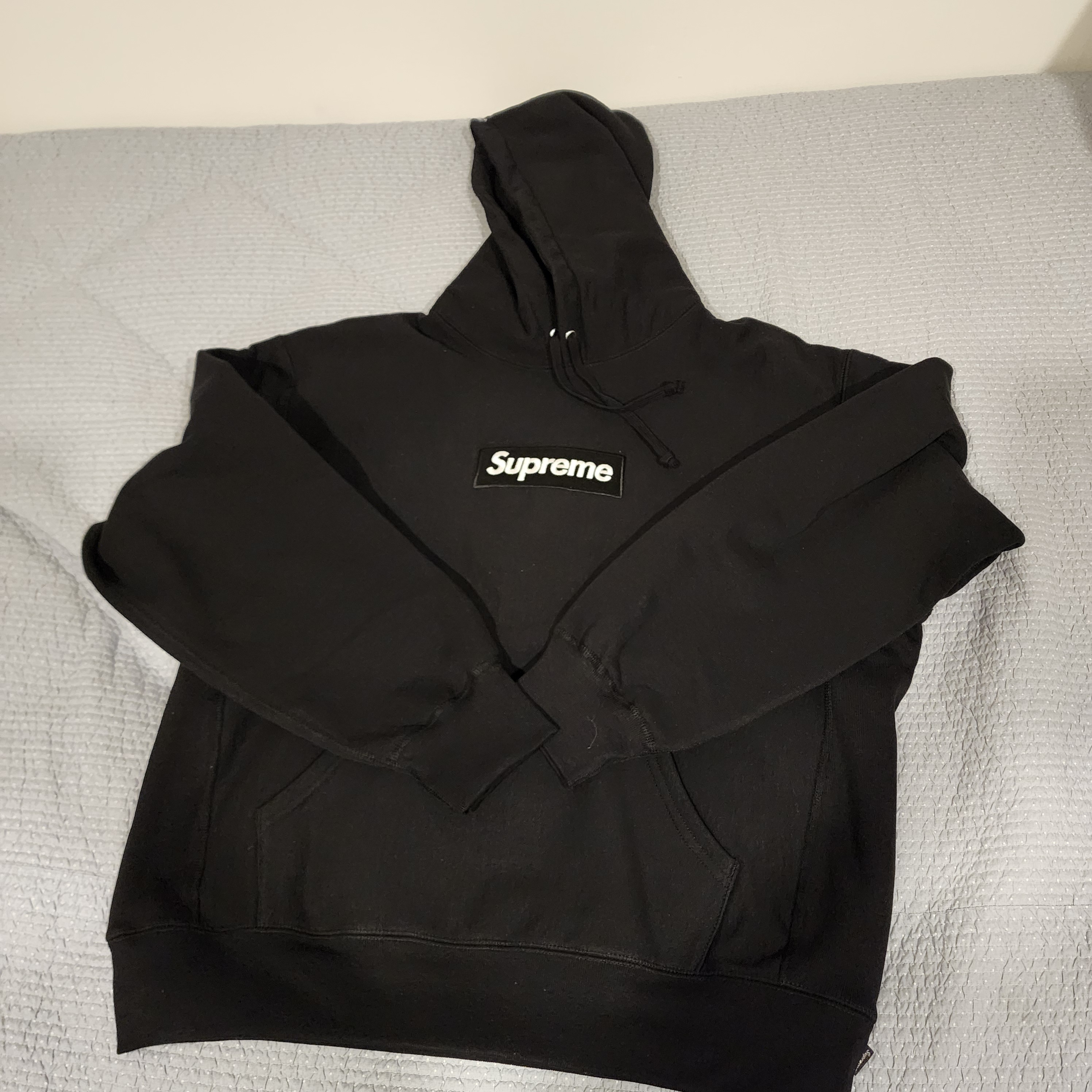 Supreme Box Logo Hooded Sweatshirt Black - 24FW 착용 스타일 - 1