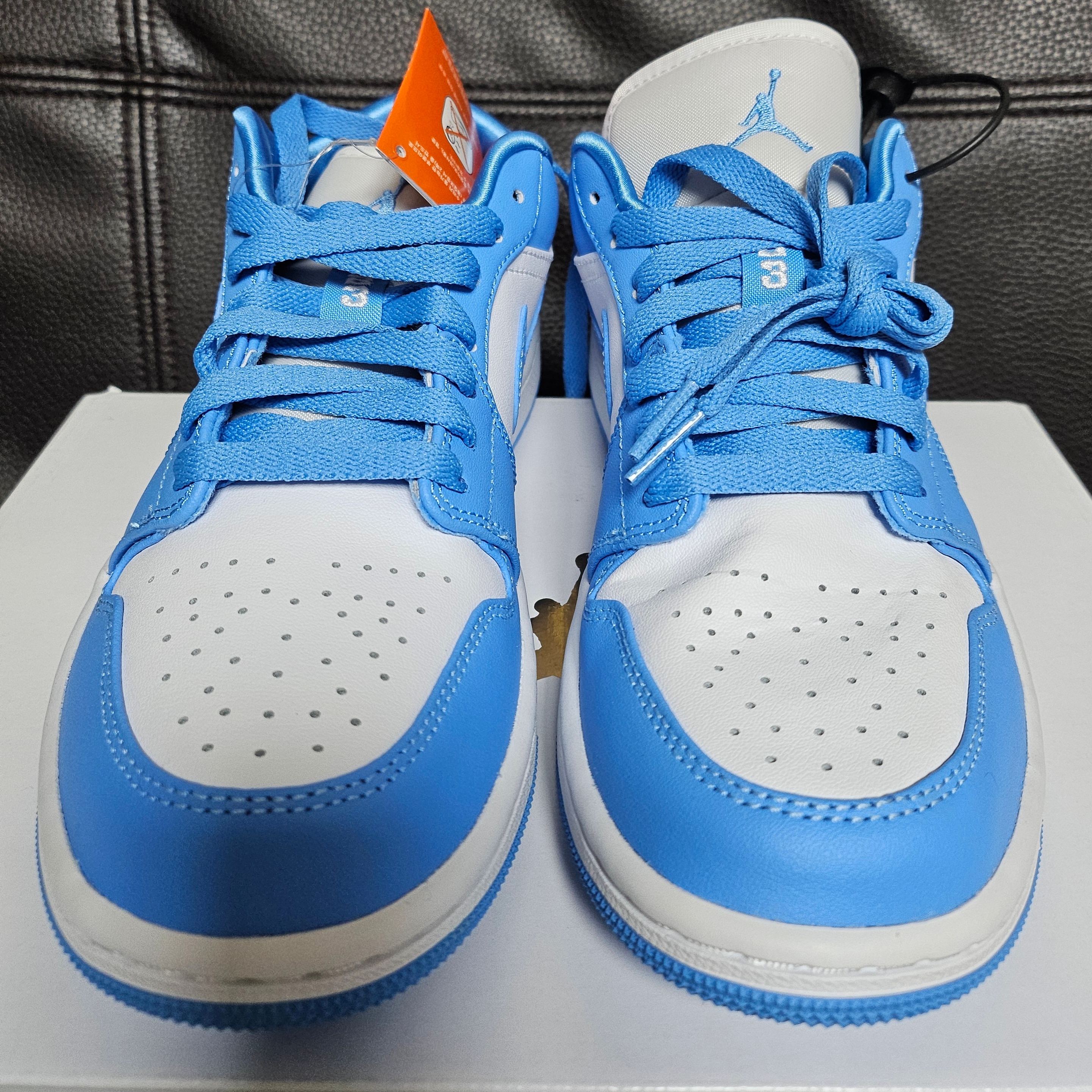 (W) Jordan 1 Low UNC University Blue 착용 스타일 - 3