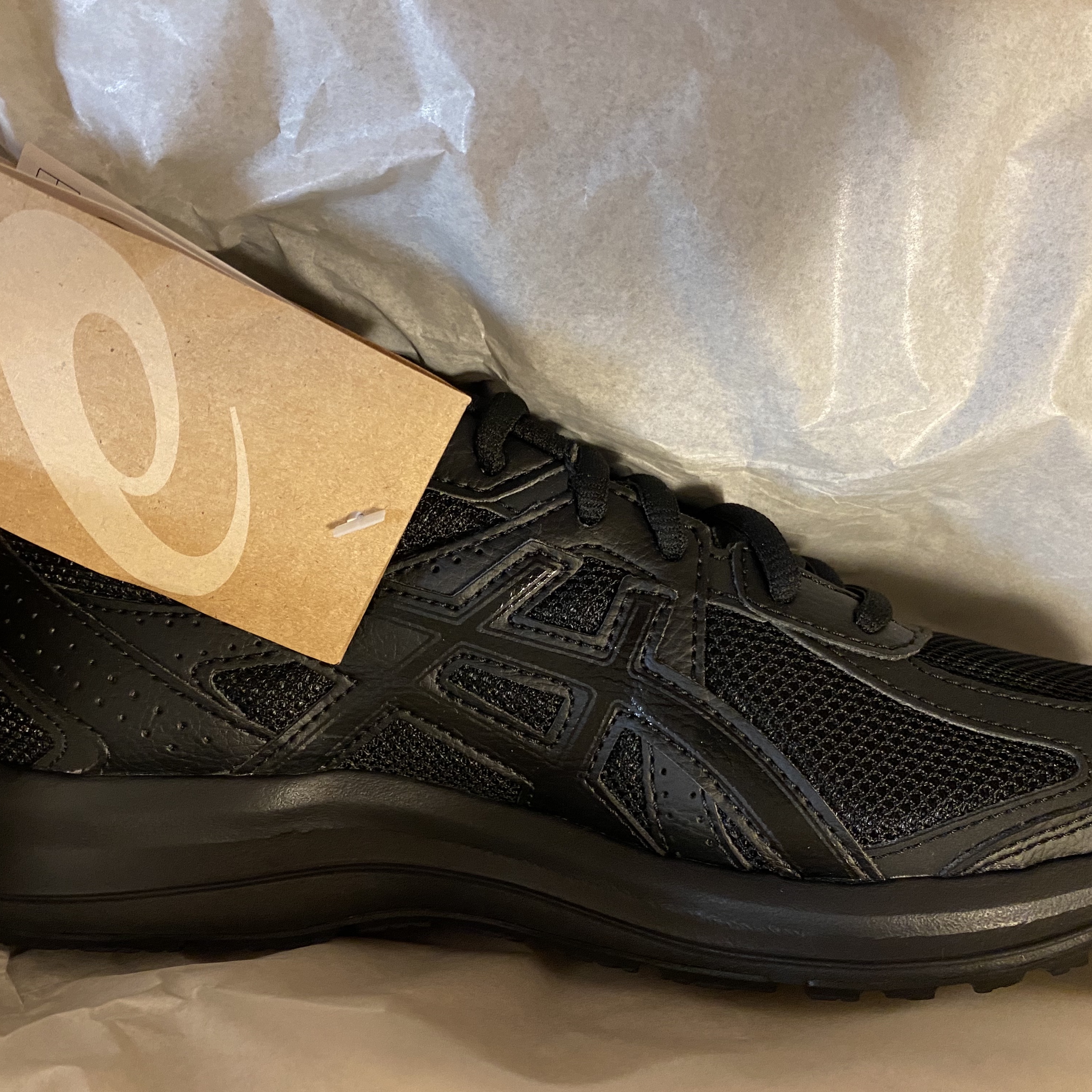 Asics Jog 100 S Black - 2E Wide 착용 스타일