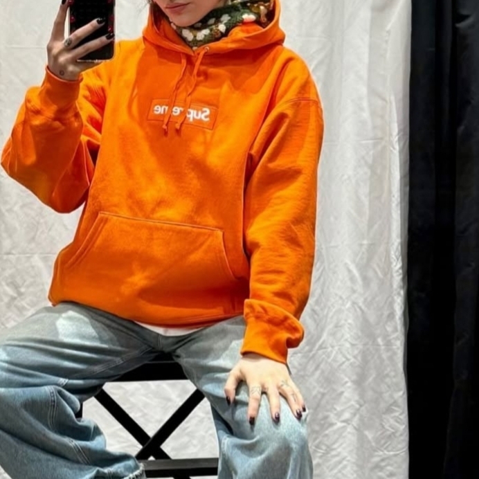 Supreme Box Logo Hooded Sweatshirt Dark Orange - 24FW 착용 스타일 - 5