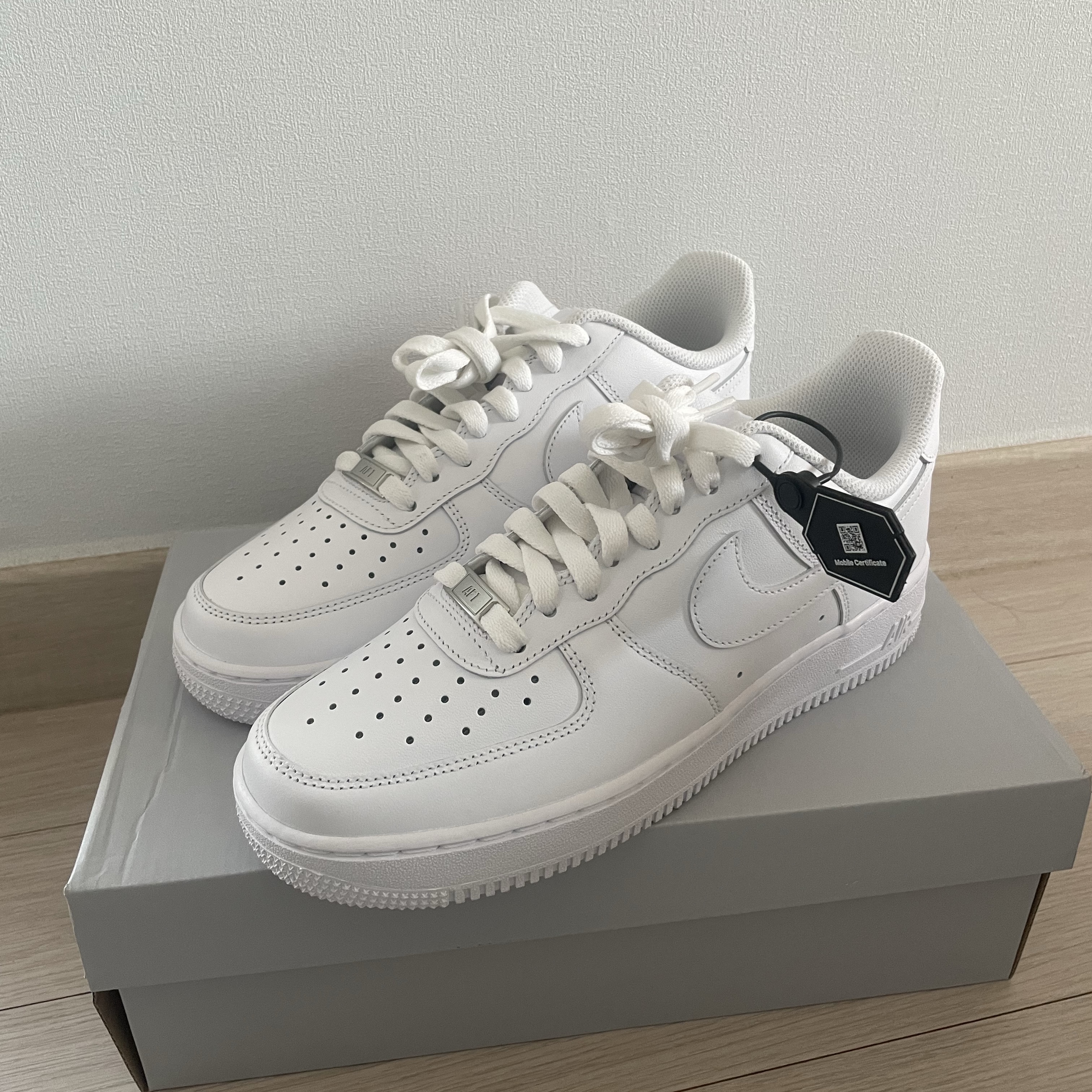 Nike Air Force 1 '07 Low White 착용 스타일 - 3