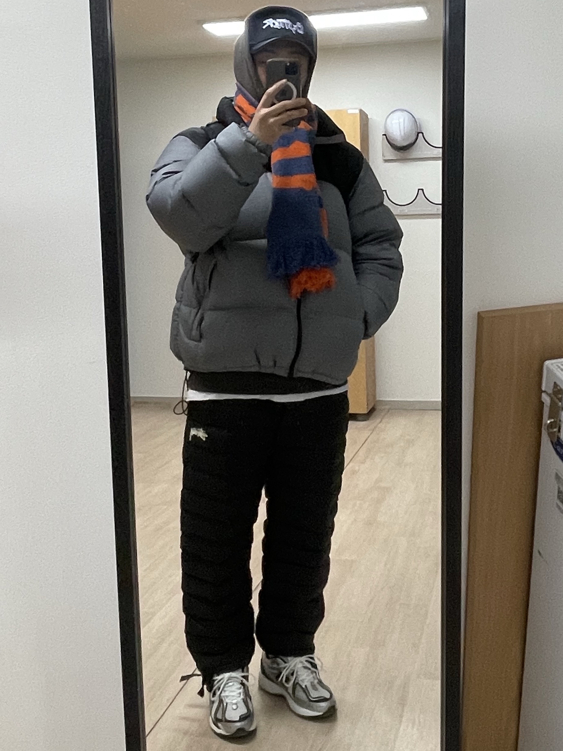 New Balance 1906R White Gold, Nike x Stussy Insultd Pants Black - Asia 착용 스타일