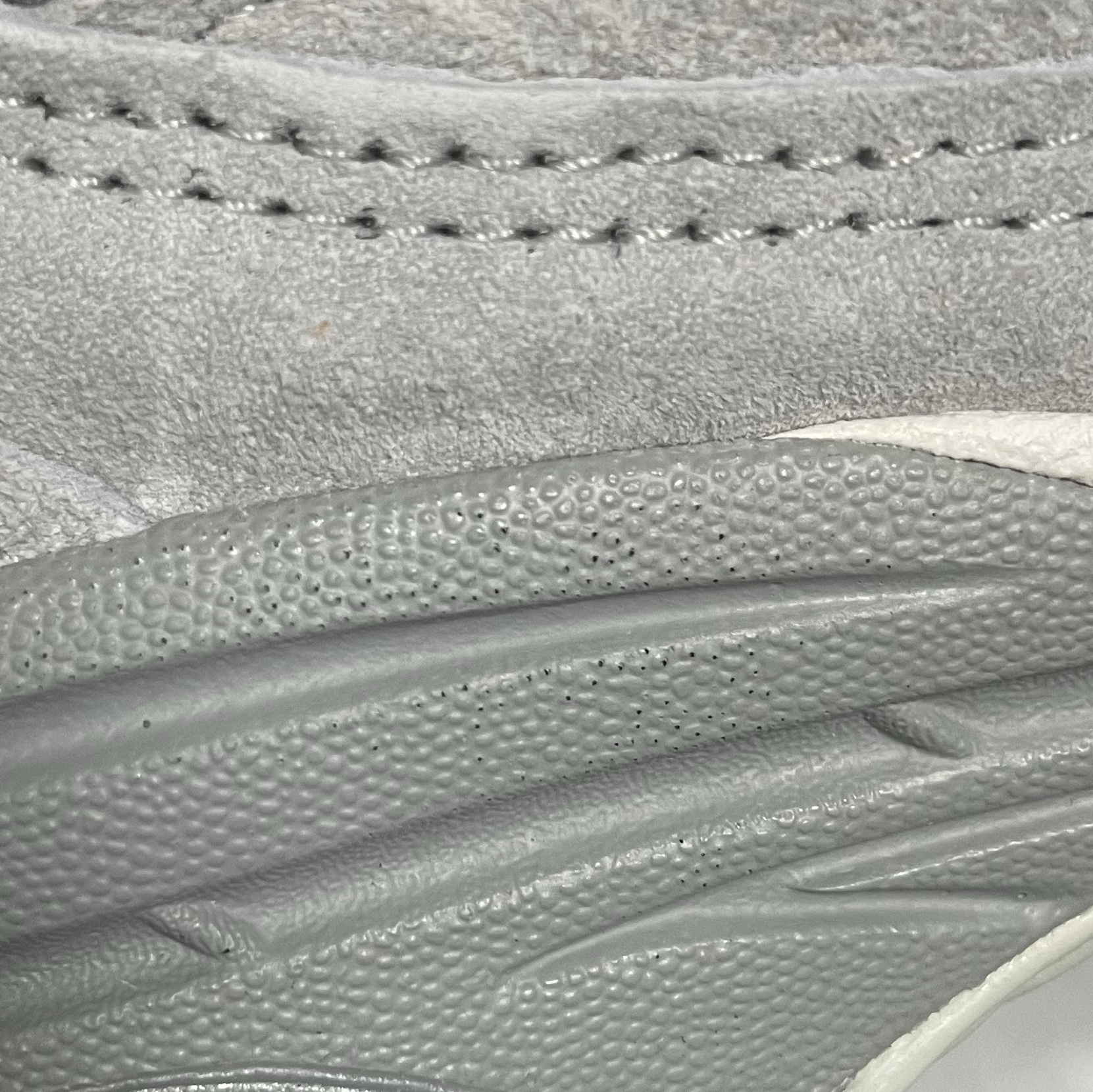(W) New Balance 993 Made in USA Grey - B Standard 착용 스타일 - 3