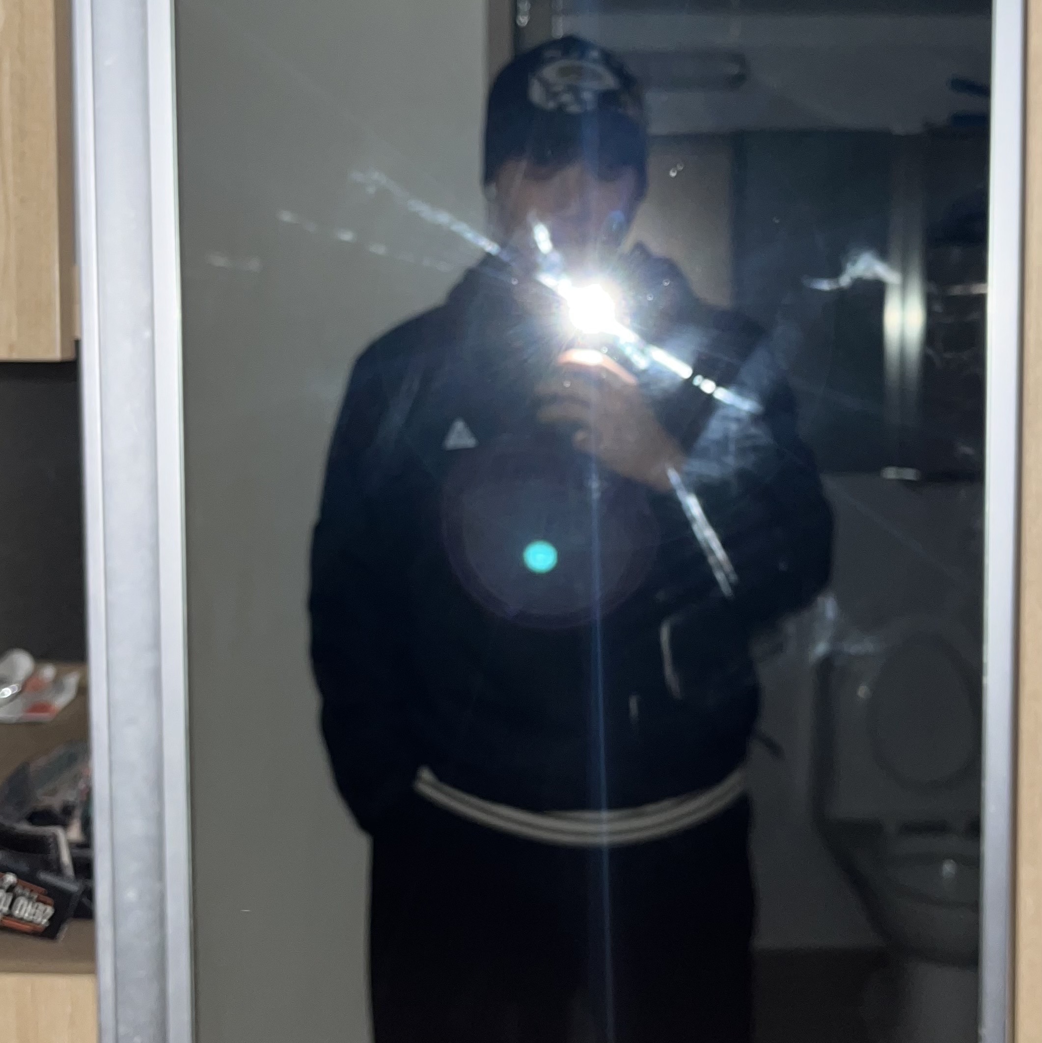Stussy x Mountain Hardwear Caelum Dome Beanie Black, Nike ACG Rope De Dope Primaloft Therma-Fit Jacket Black Summit White - Asia 착용 스타일