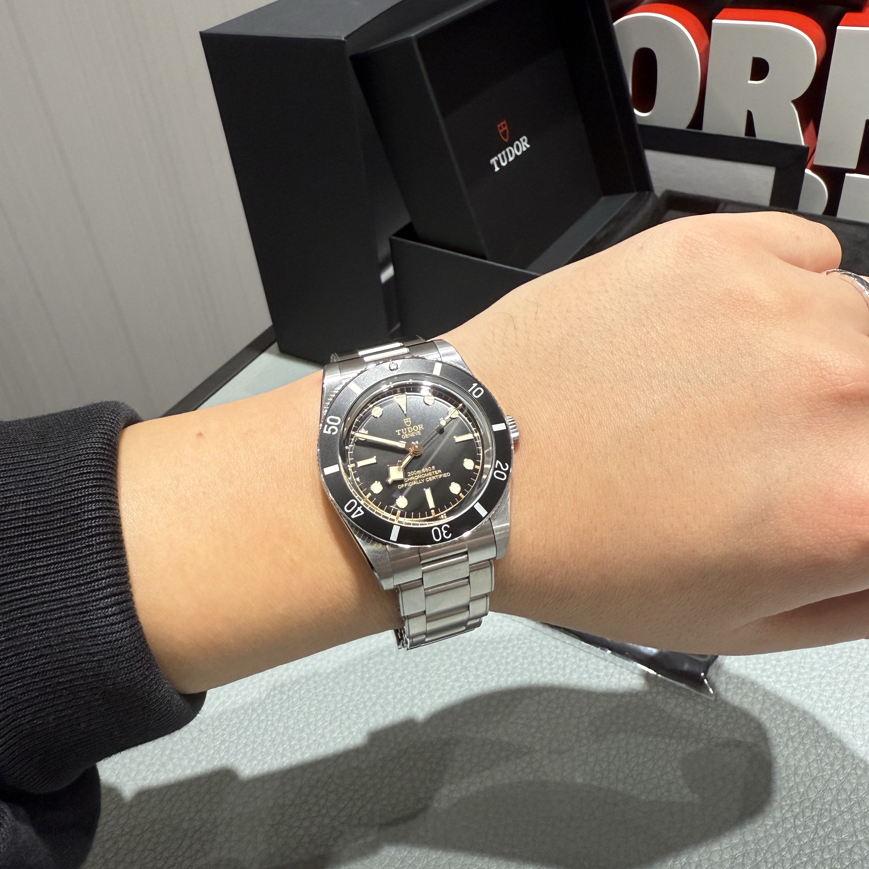 Tudor Black Bay 54 MT5400 Steel Bracelet Black 착용 스타일